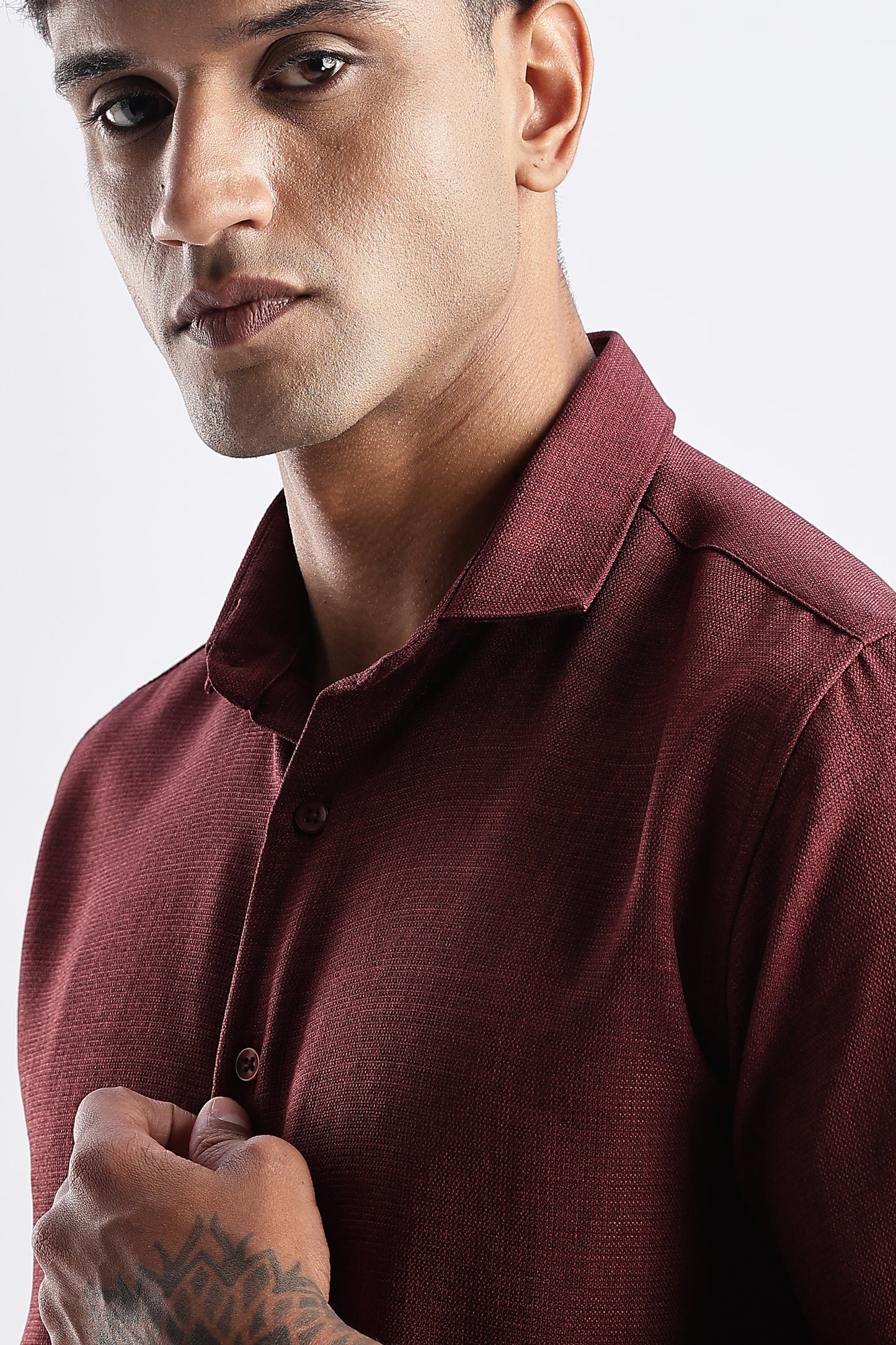 Men Milange Linen Look Shirts-Maroon