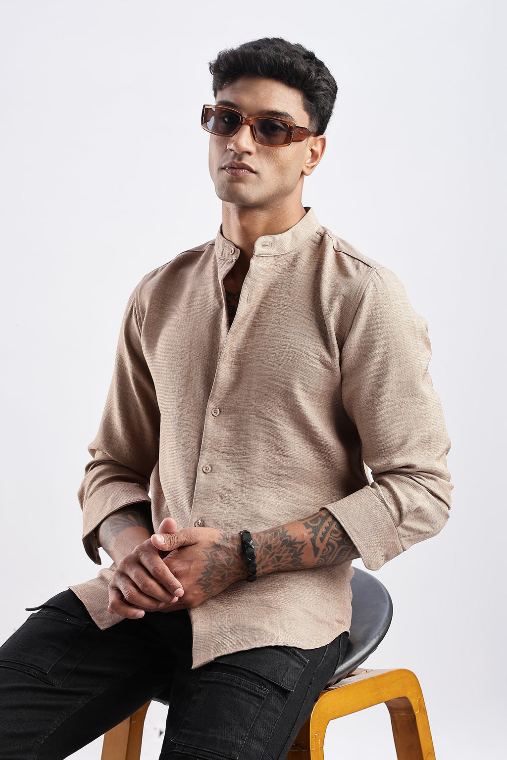 Men Milange Linen Look Shirts Mandarin Collar-Beige