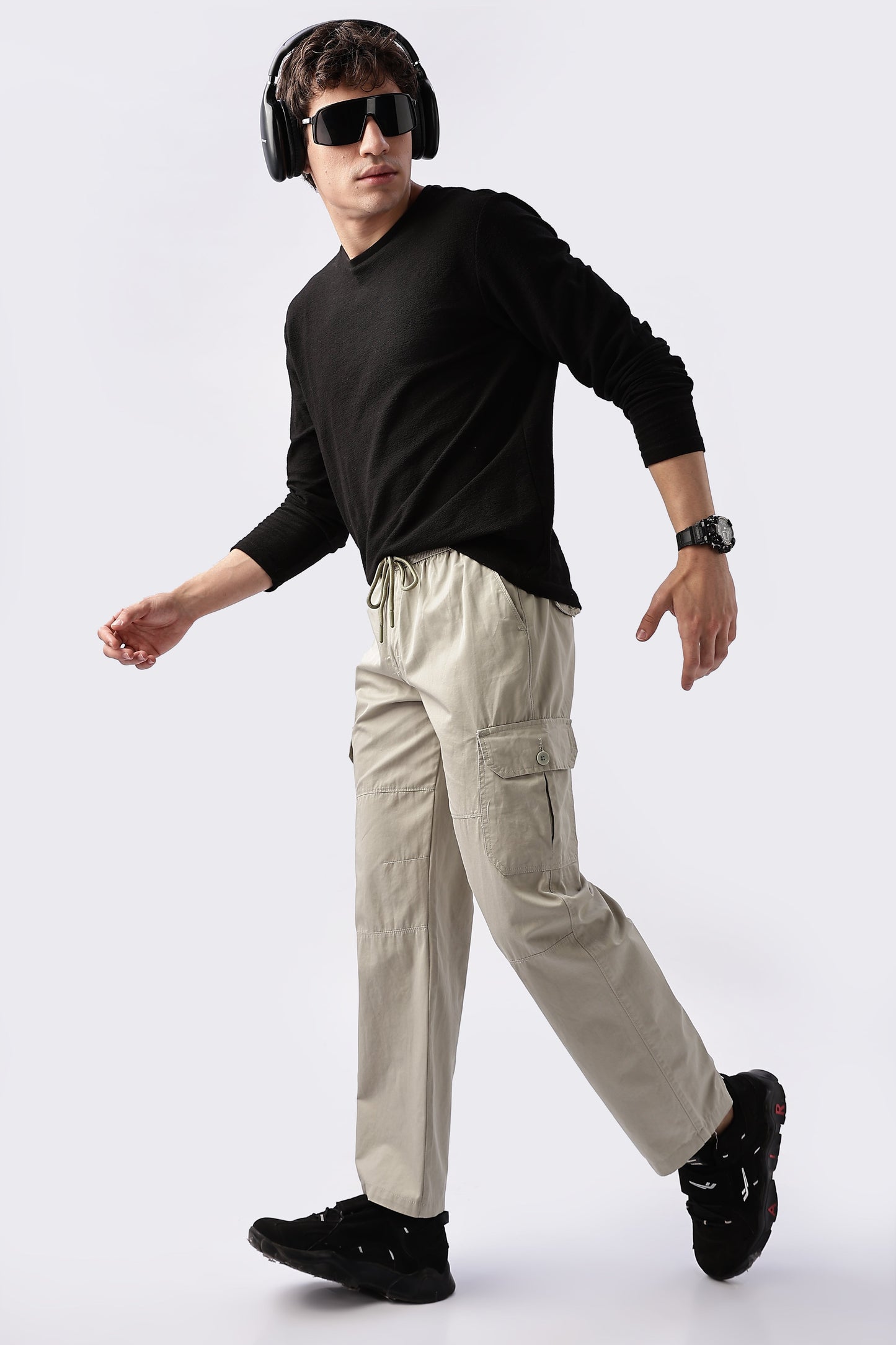 Men Relaxed Fit Air Cargo-Stone