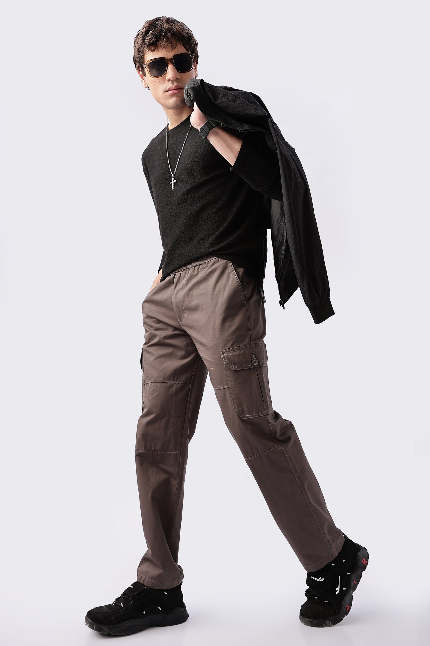 Men Relaxed Fit Air Cargo-Grey