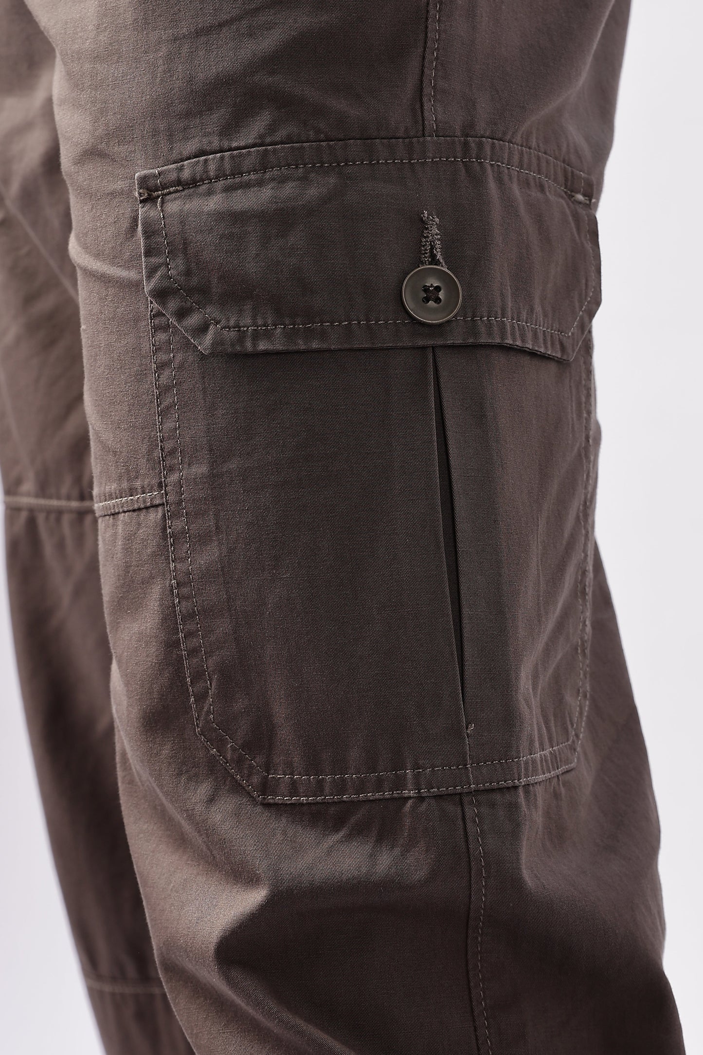 Men Relaxed Fit Air Cargo-Grey