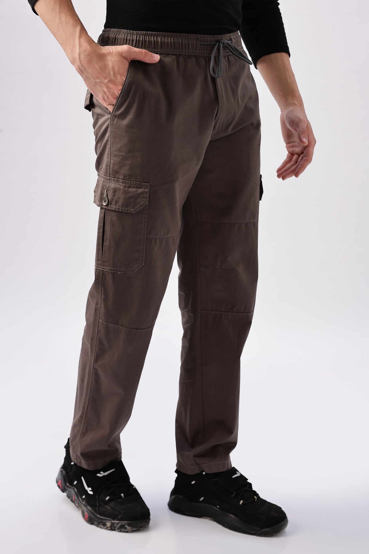 Men Relaxed Fit Air Cargo-Grey