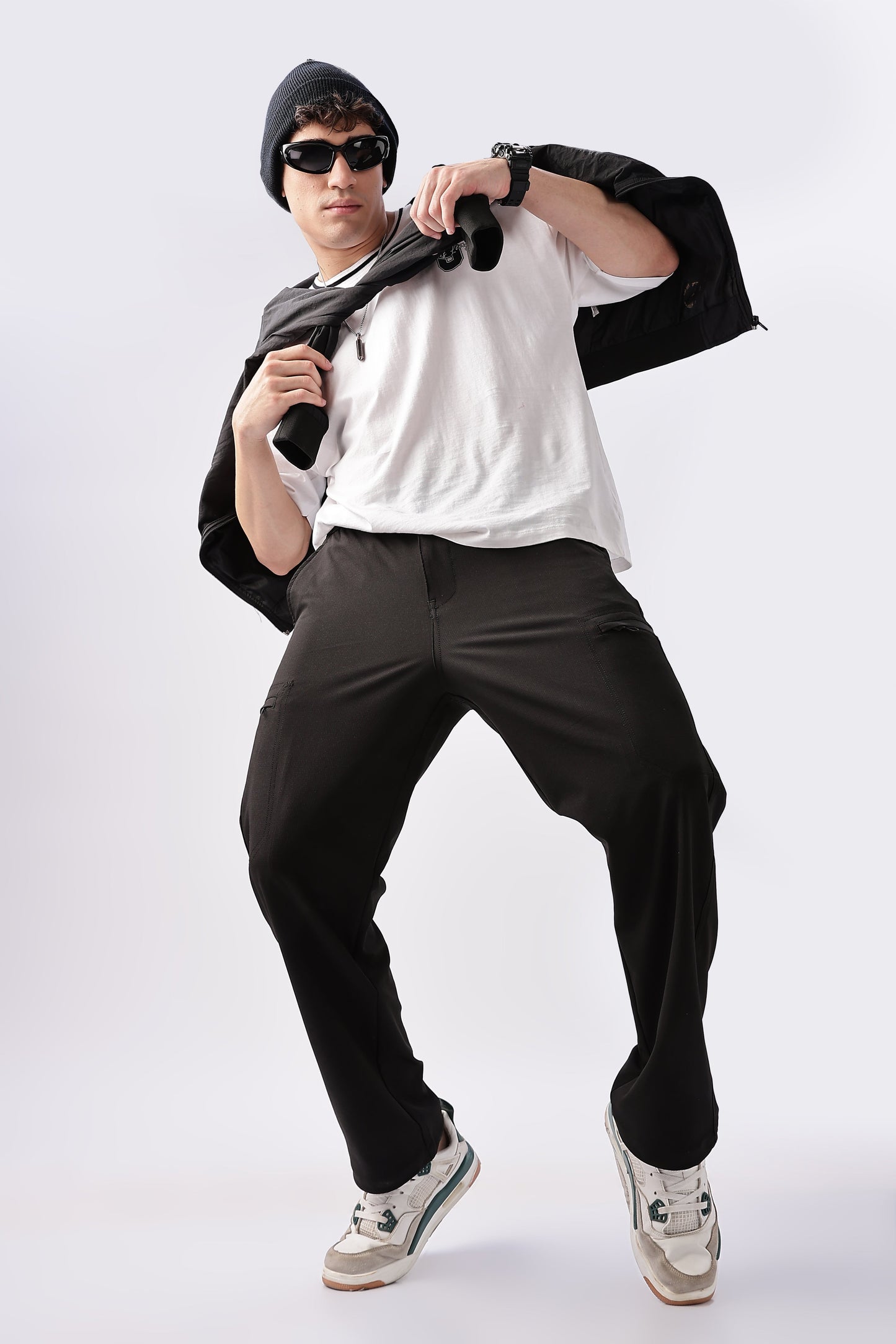 Men Structured Adventure Cargo-Black