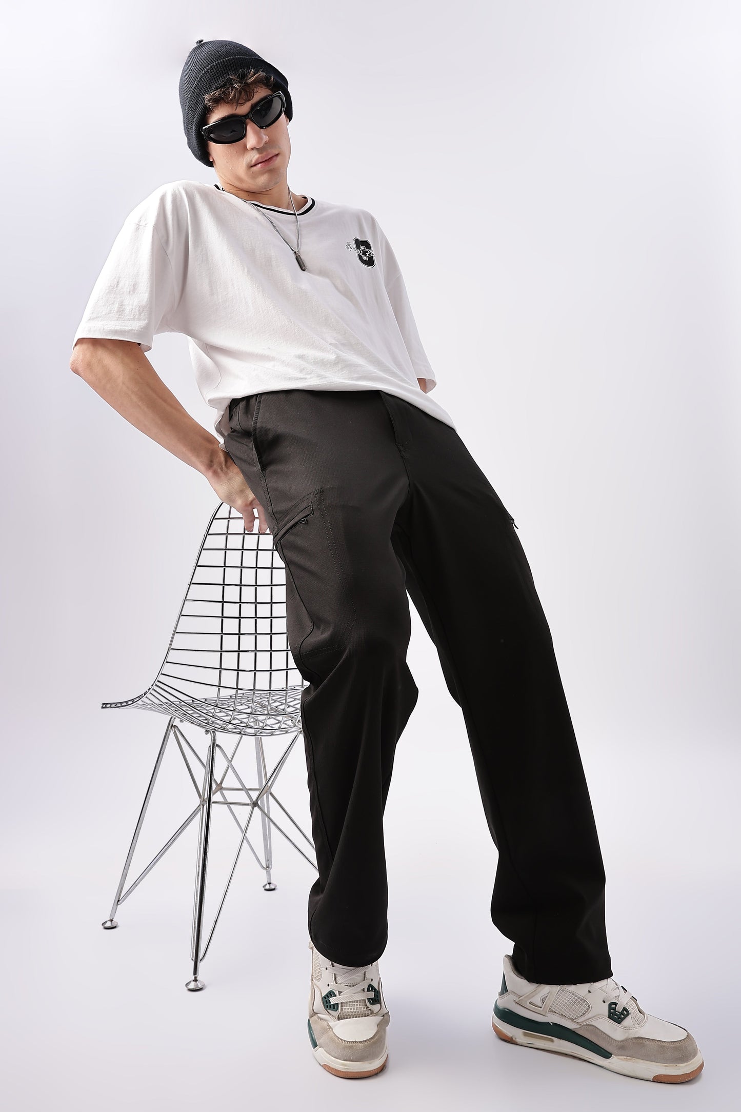 Men Structured Adventure Cargo-Black