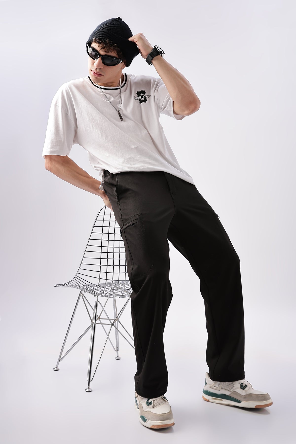 Men Structured Adventure Cargo-Black