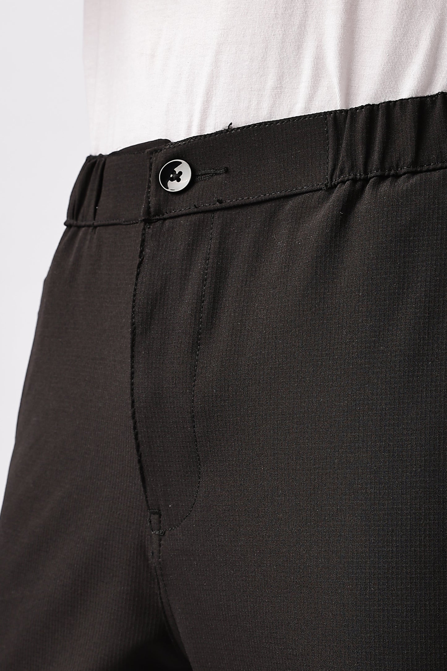 Men Structured Adventure Cargo-Black