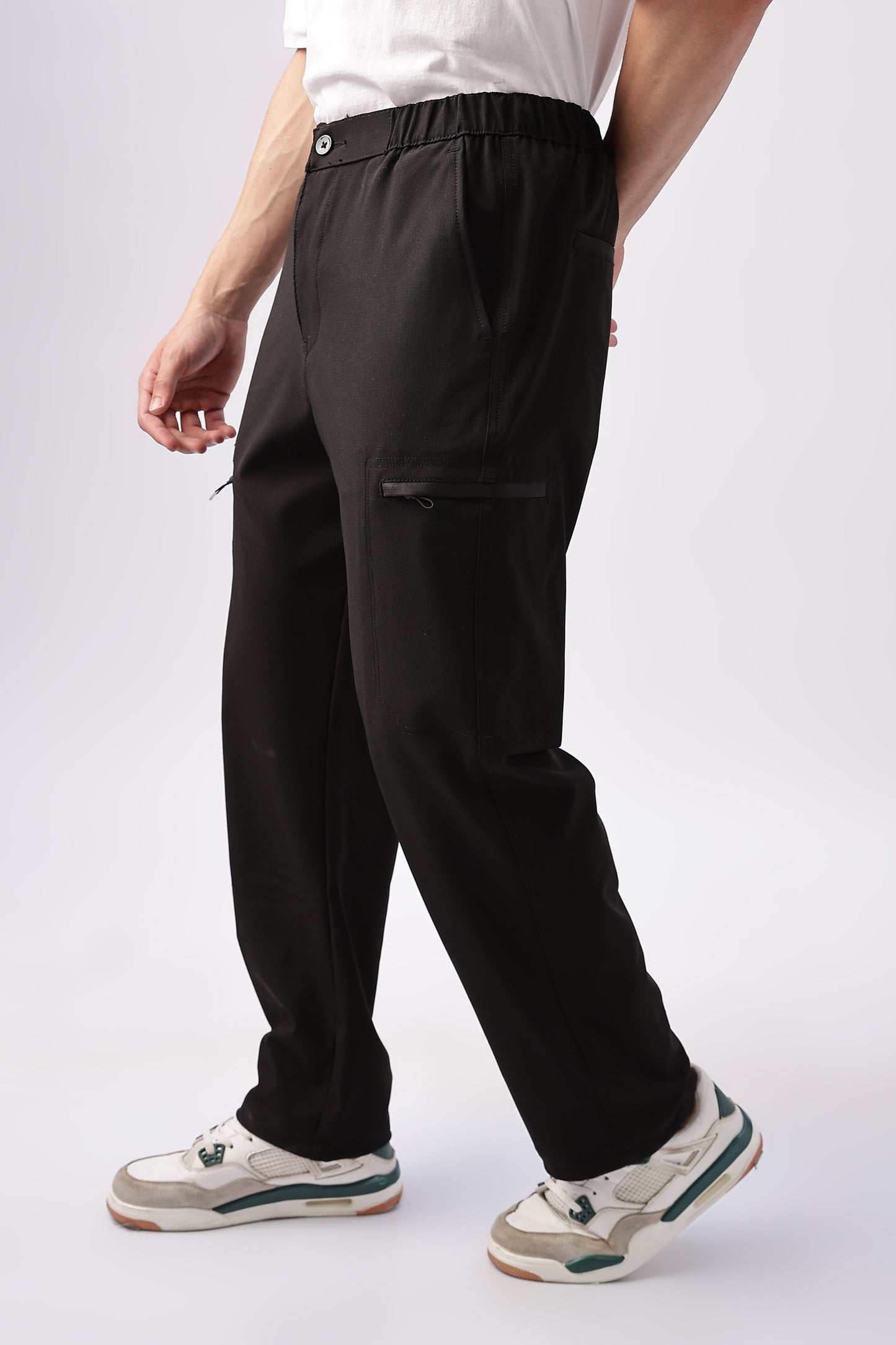 Men Structured Adventure Cargo-Black