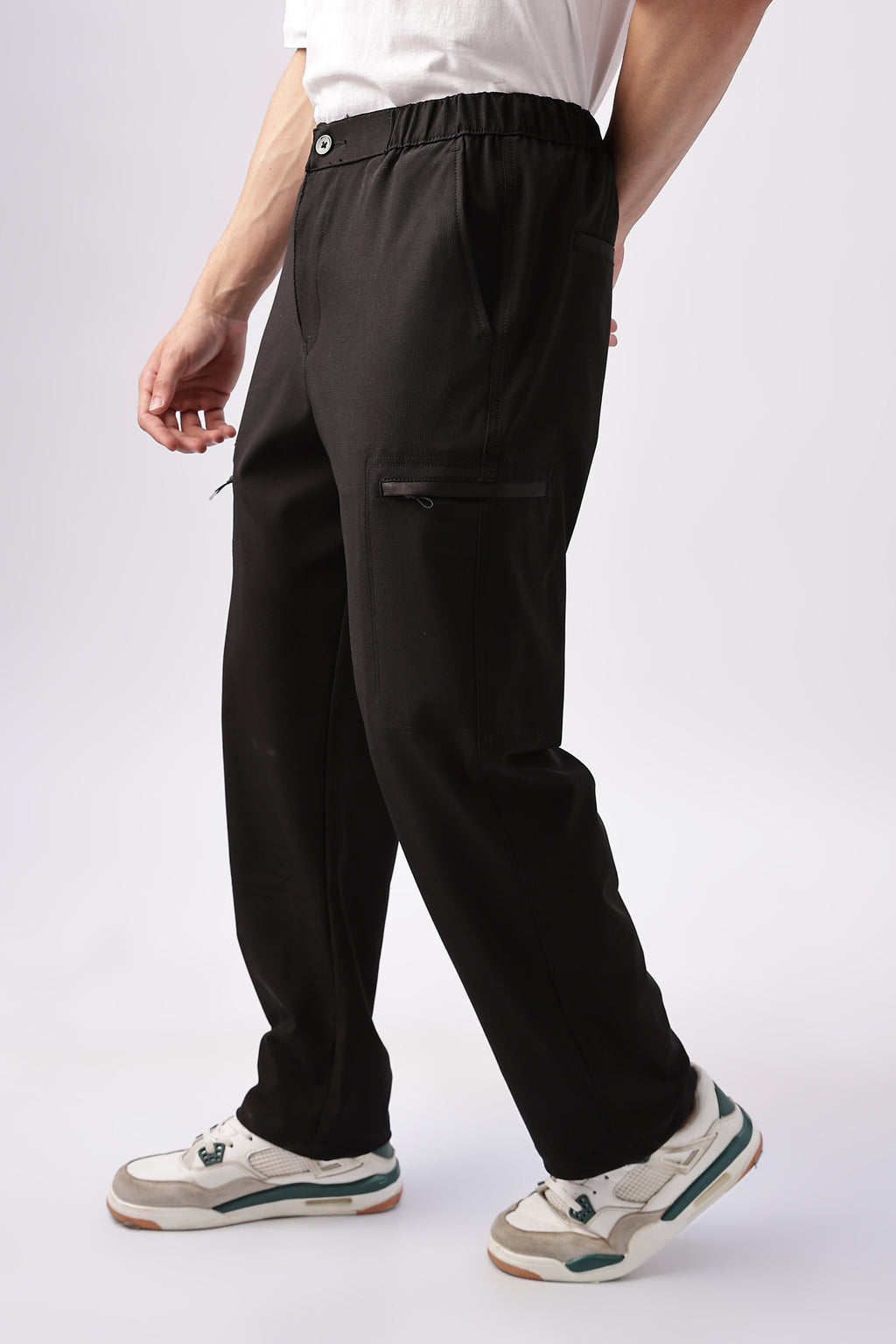 Men Structured Adventure Cargo-Black