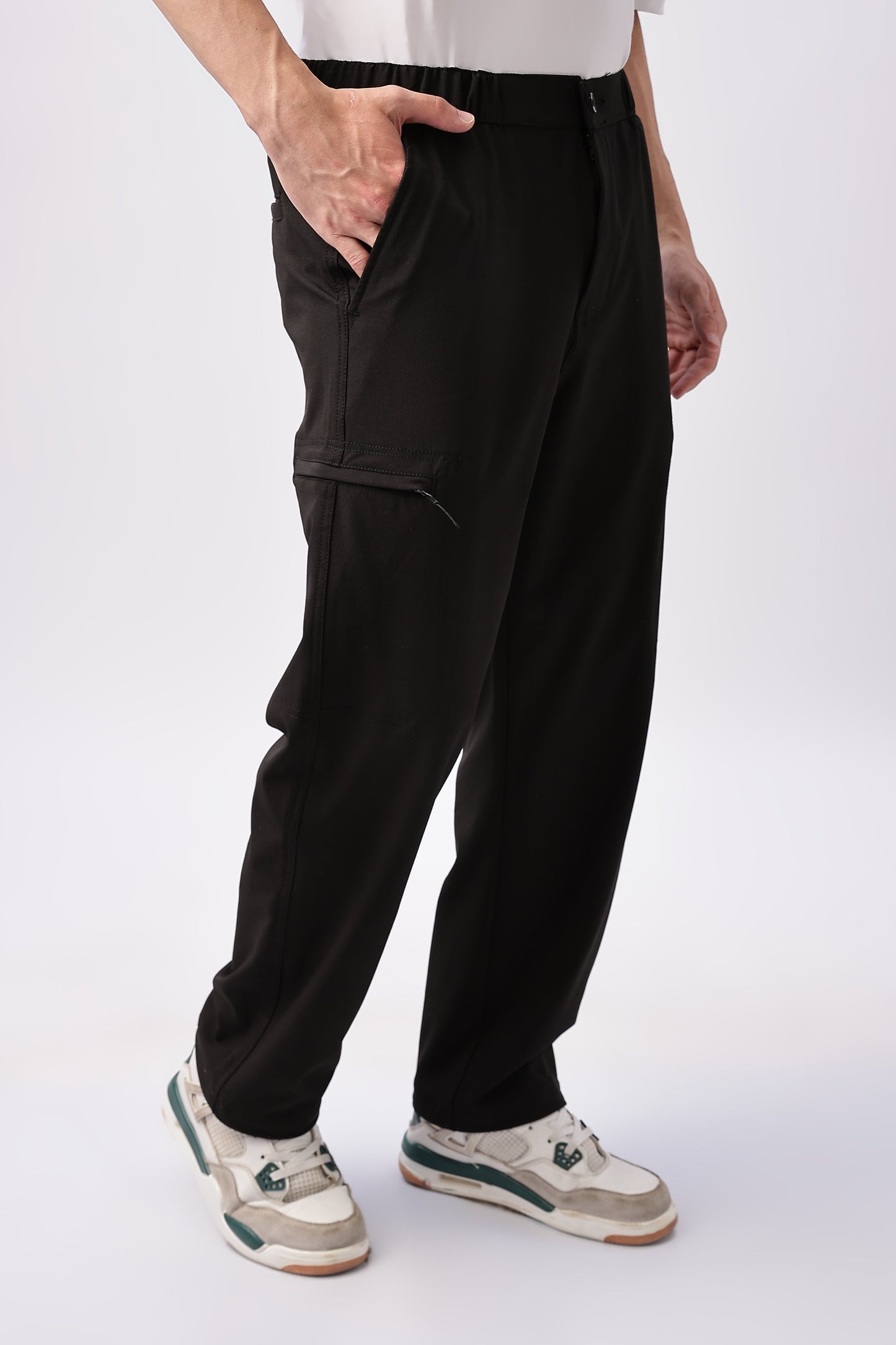 Men Structured Adventure Cargo-Black