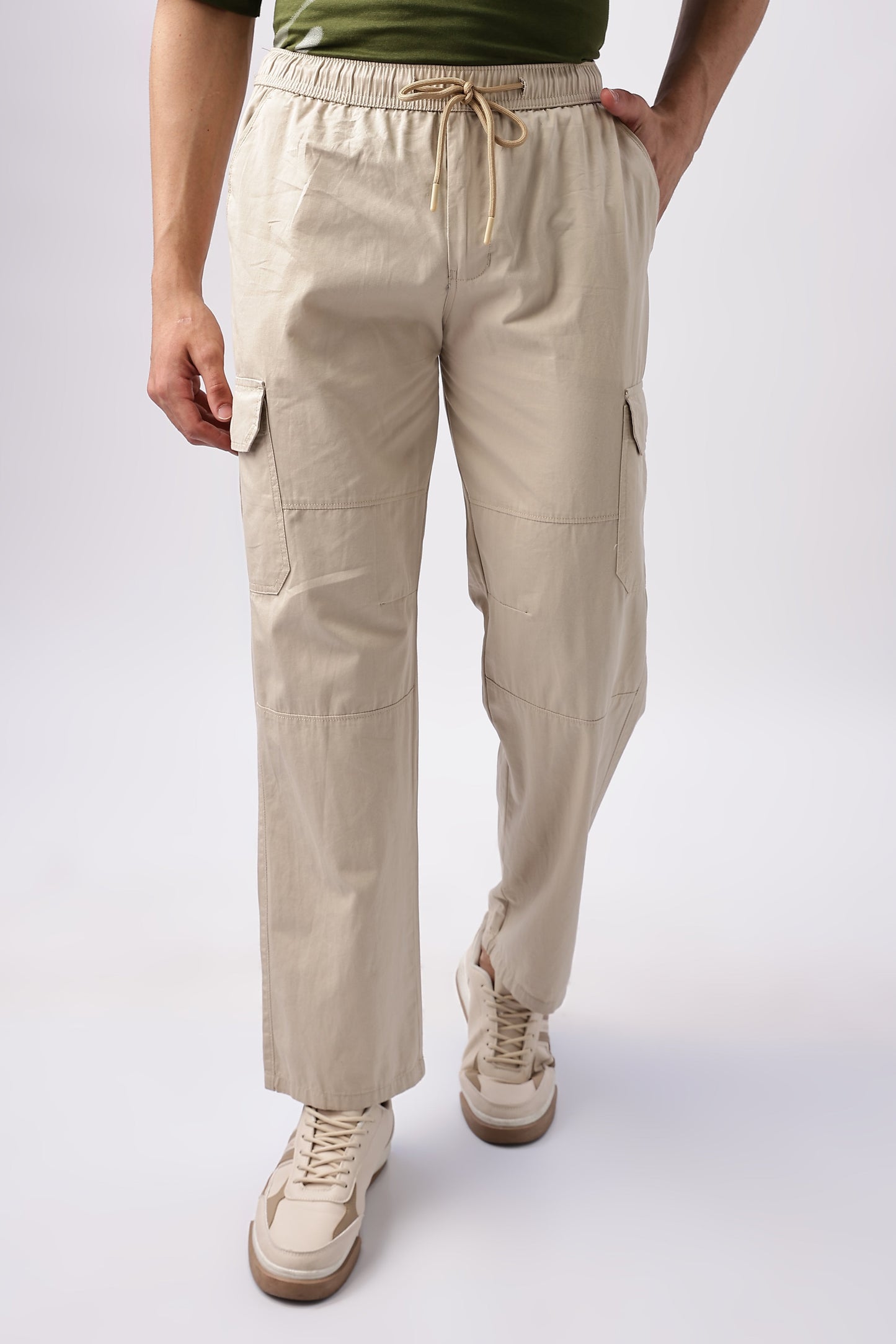 Men Relaxed Fit Air Cargo-Cream