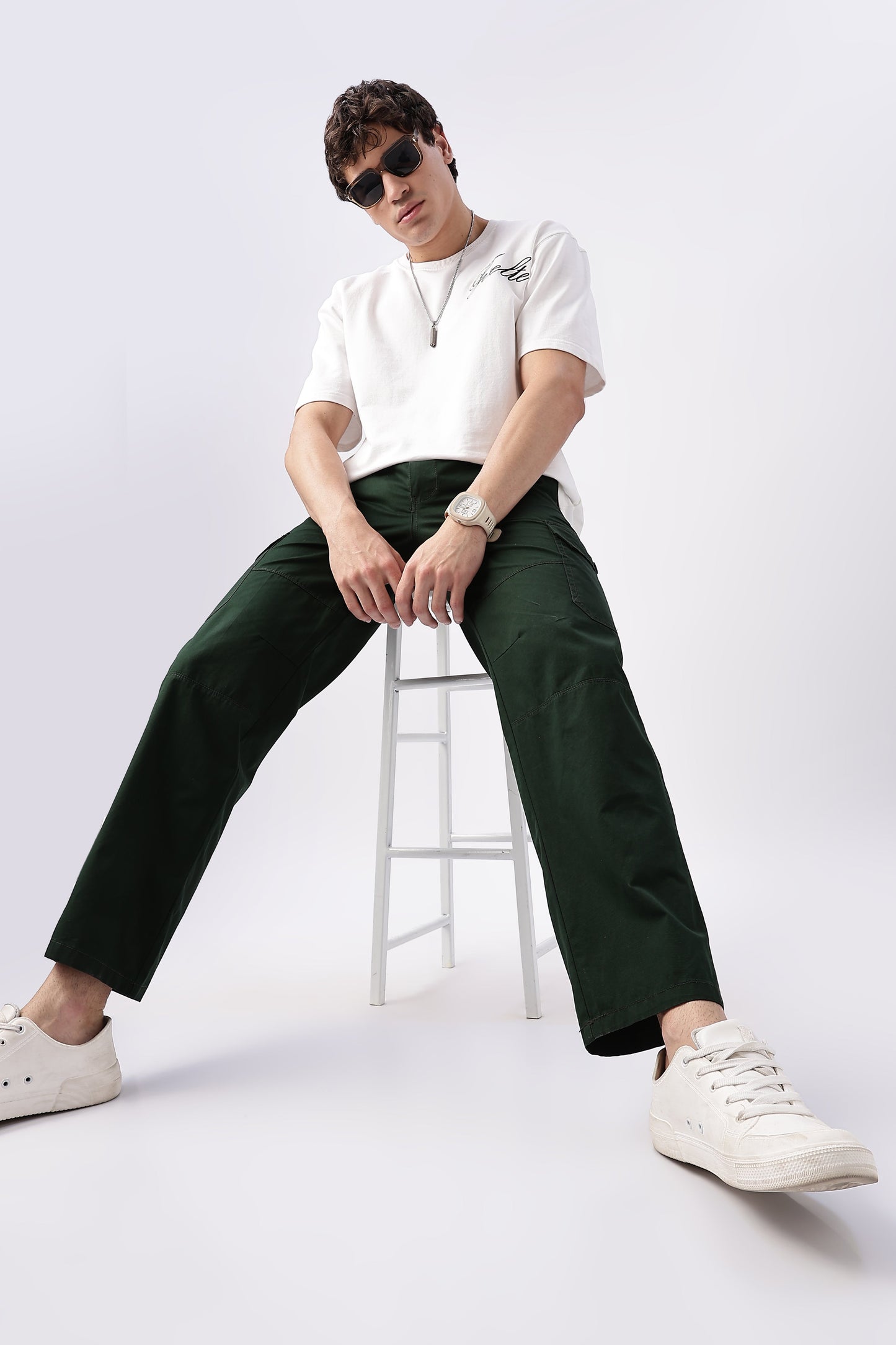 Men Relaxed Fit Air Cargo-Olive