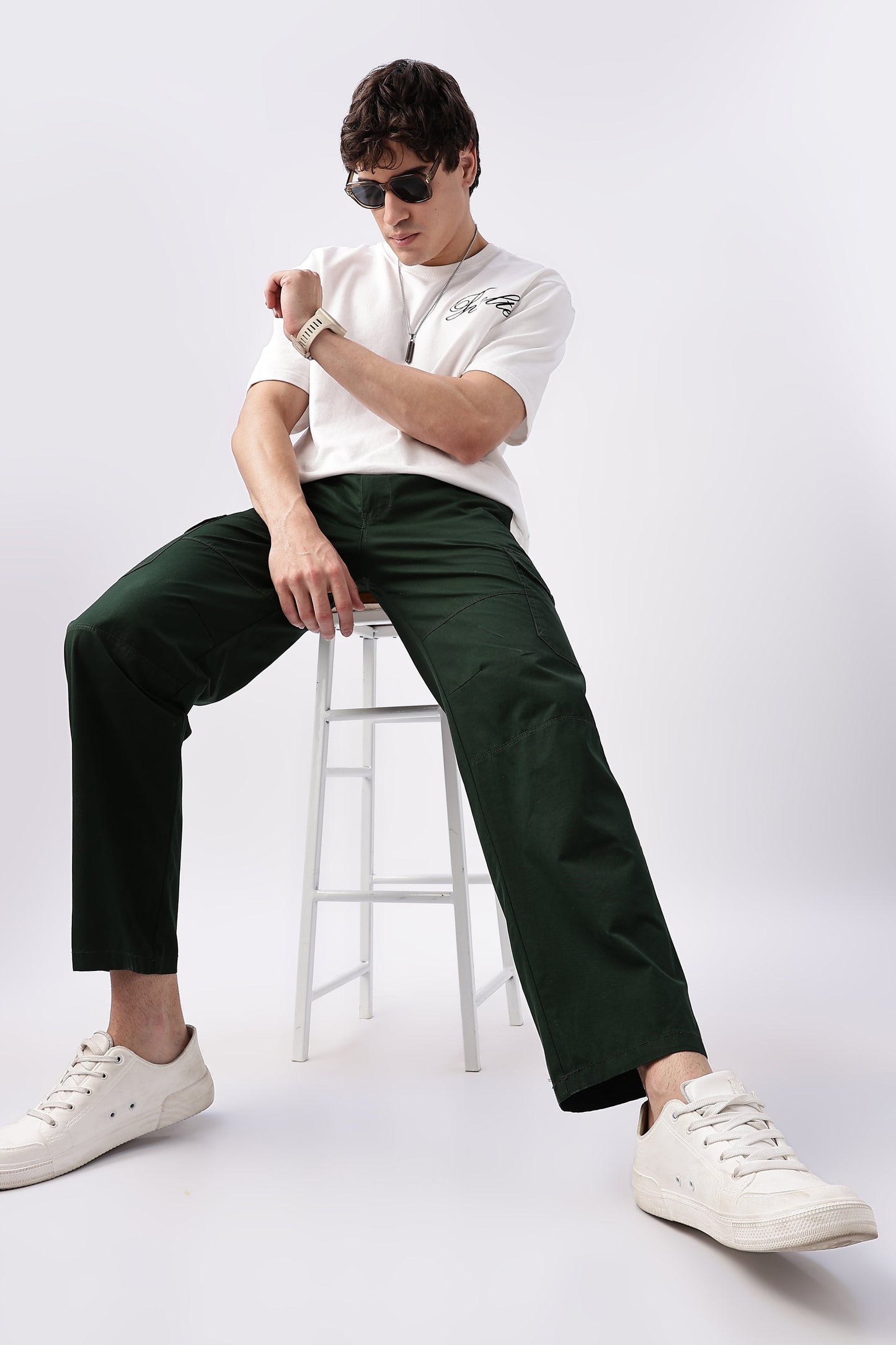 Men Relaxed Fit Air Cargo-Olive