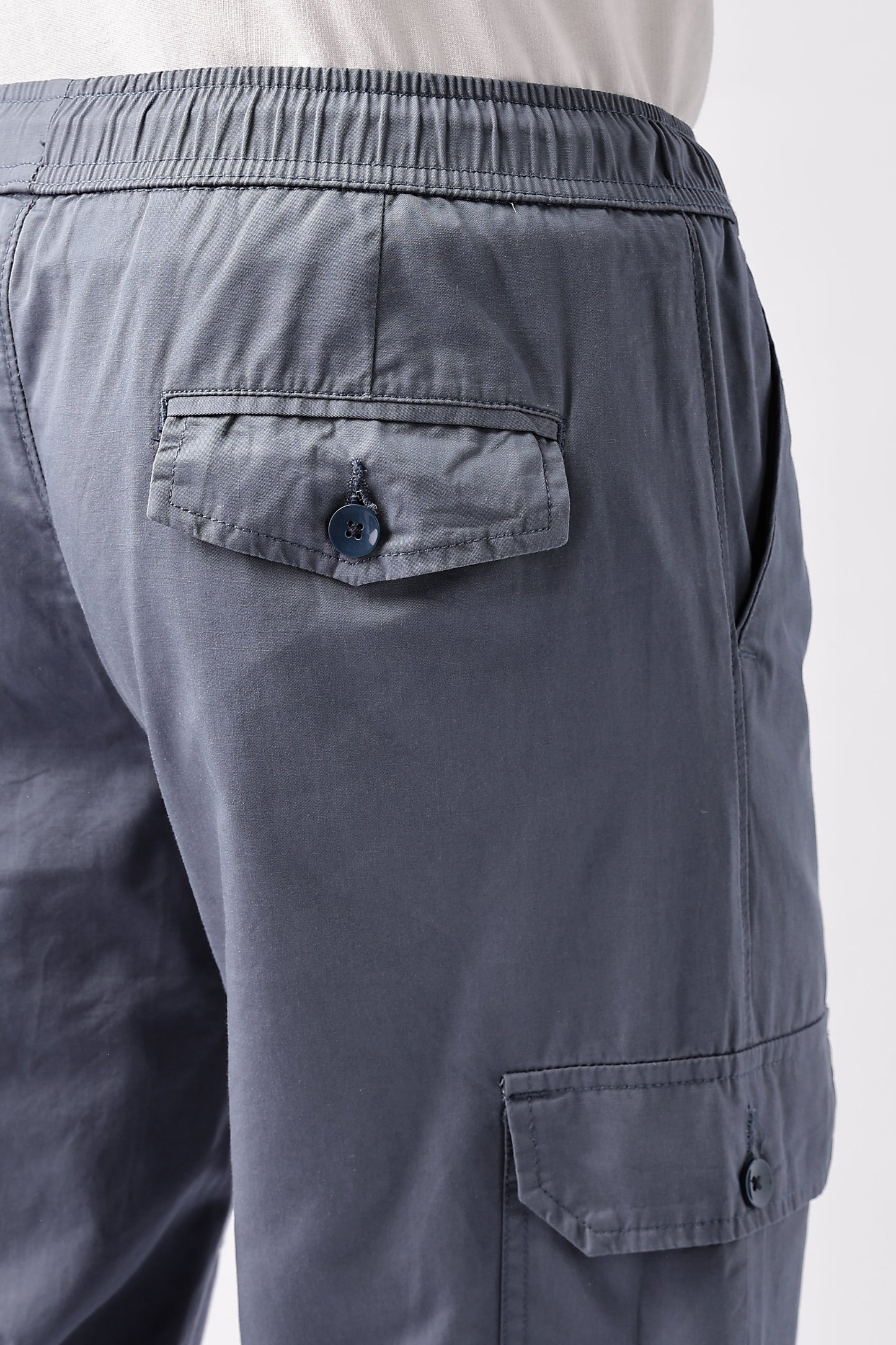 Men Relaxed Fit Air Cargo-Smoke