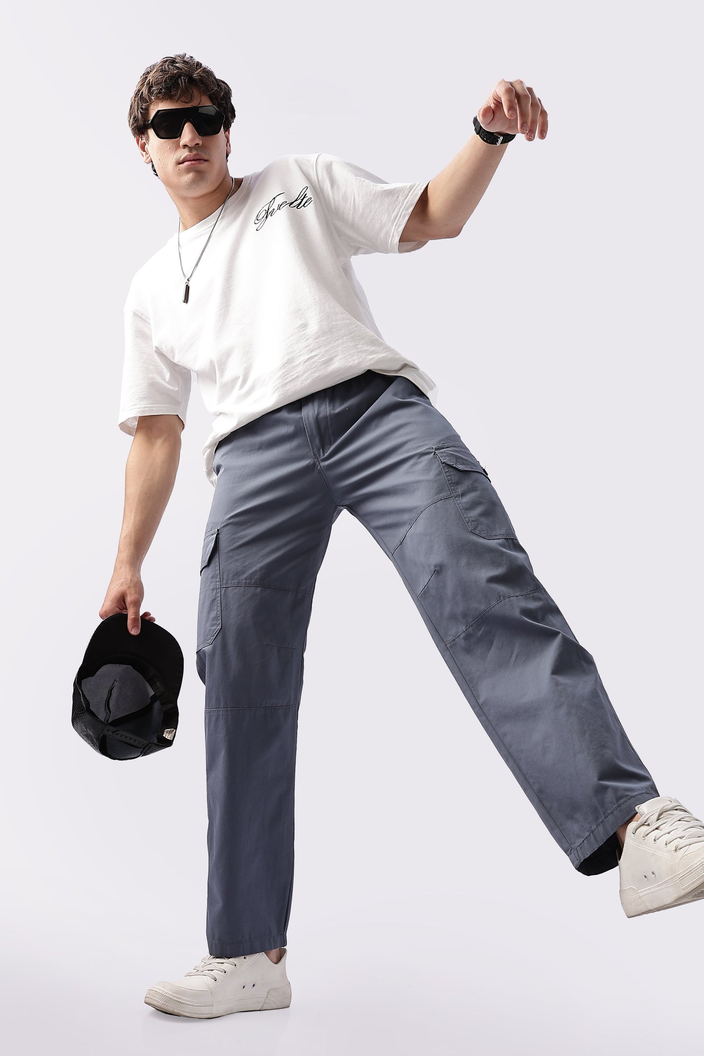 Men Relaxed Fit Air Cargo-Smoke
