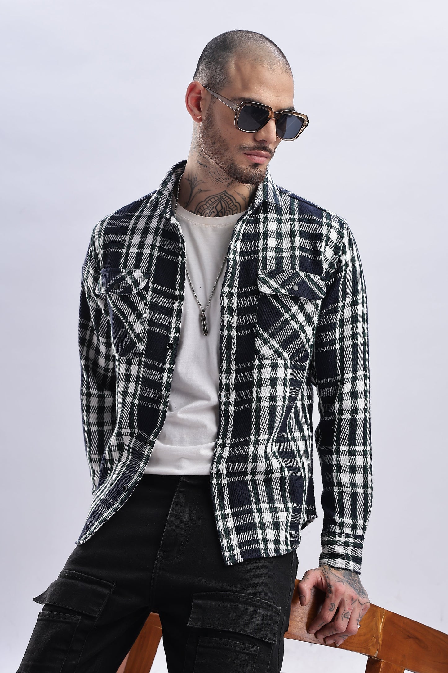 Men Flannel Shirt-White & Green