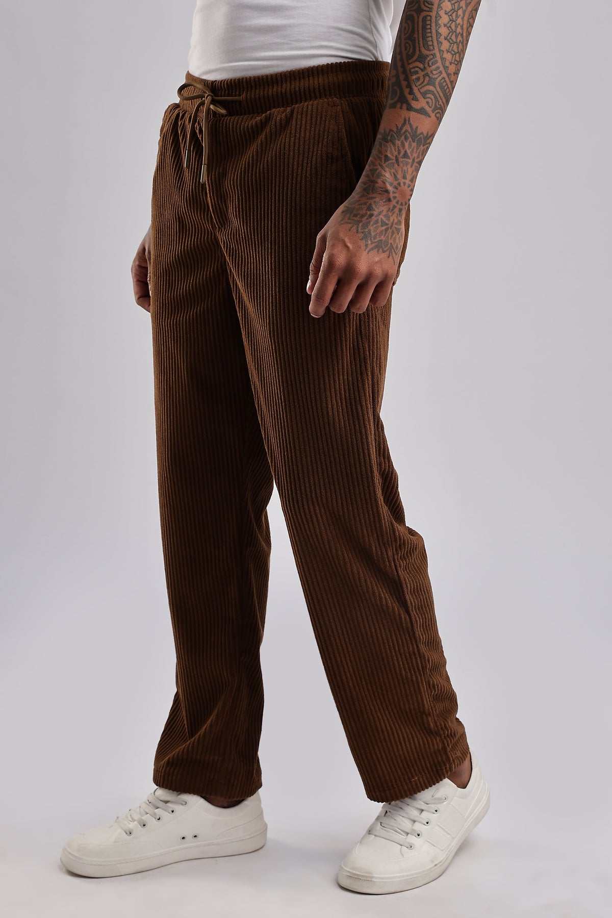 Men Corduroy Relaxed Traveller-Khakhi