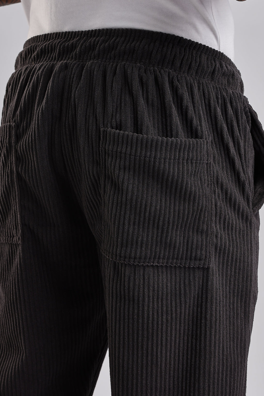 Men Corduroy Relaxed Traveller-Dk Grey