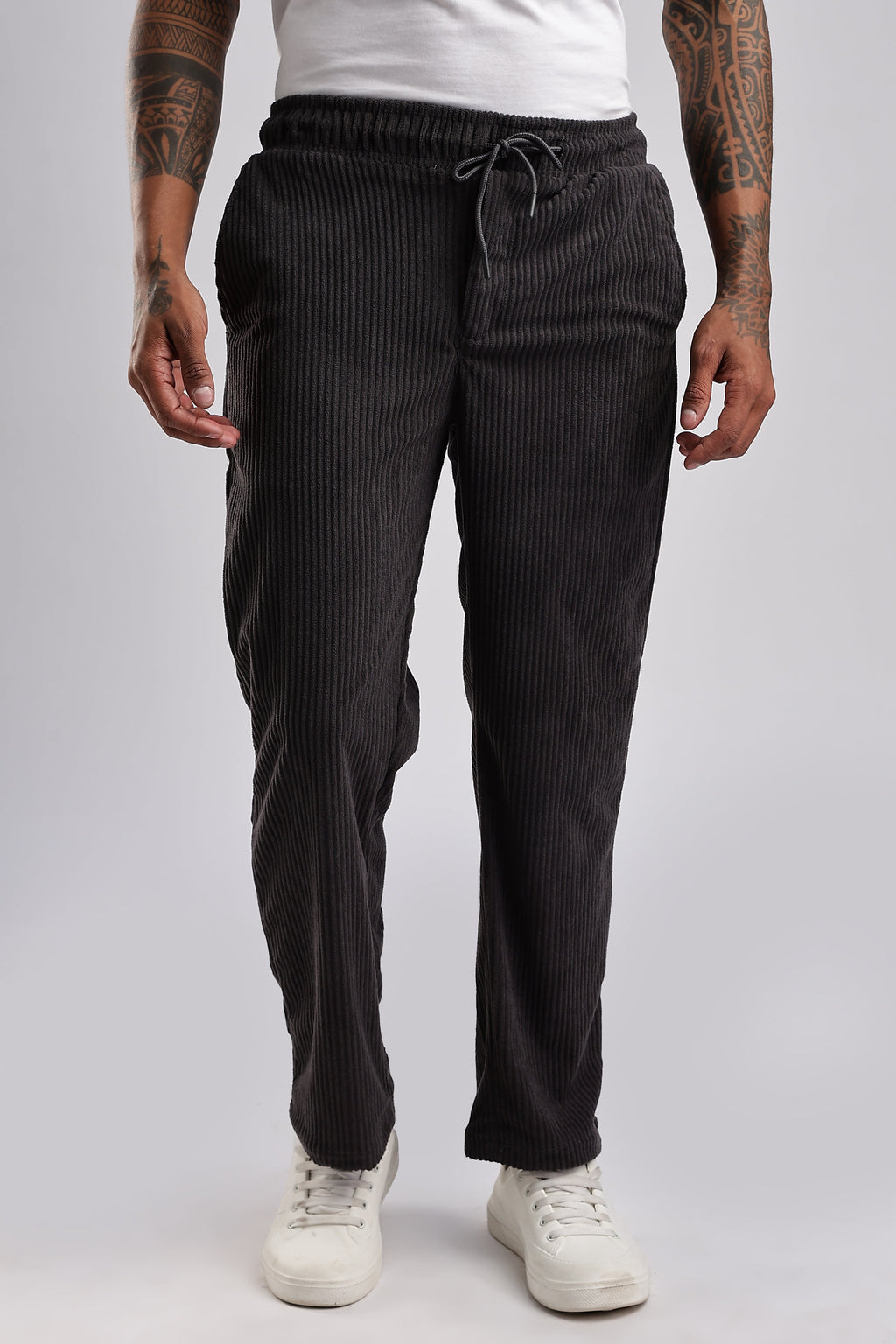 Men Corduroy Relaxed Traveller-Dk Grey