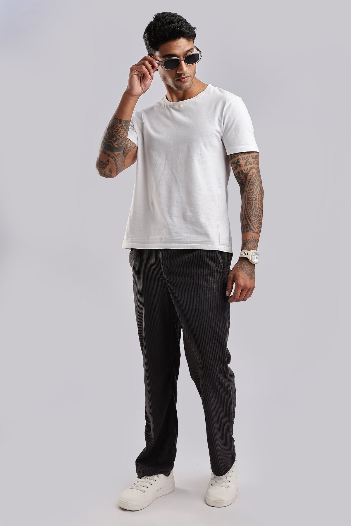 Men Corduroy Relaxed Traveller-Dk Grey