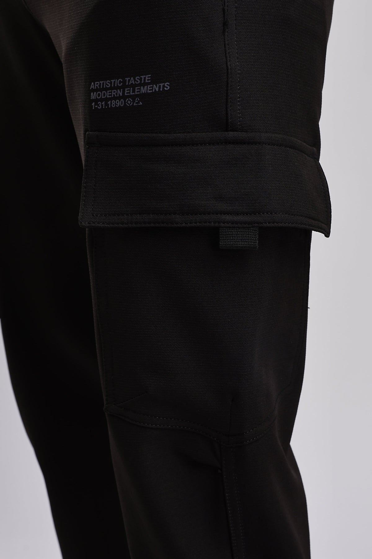 Men Structured Imported Utility Cargo-Black