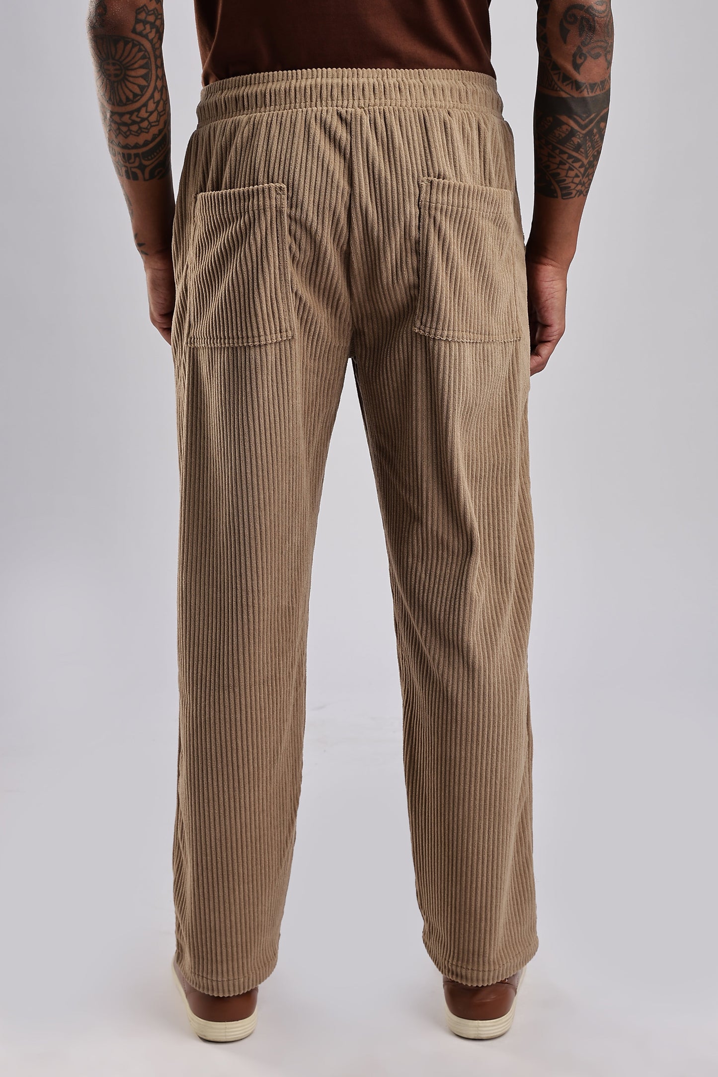 Men Corduroy Relaxed Traveller-Lt Khakhi