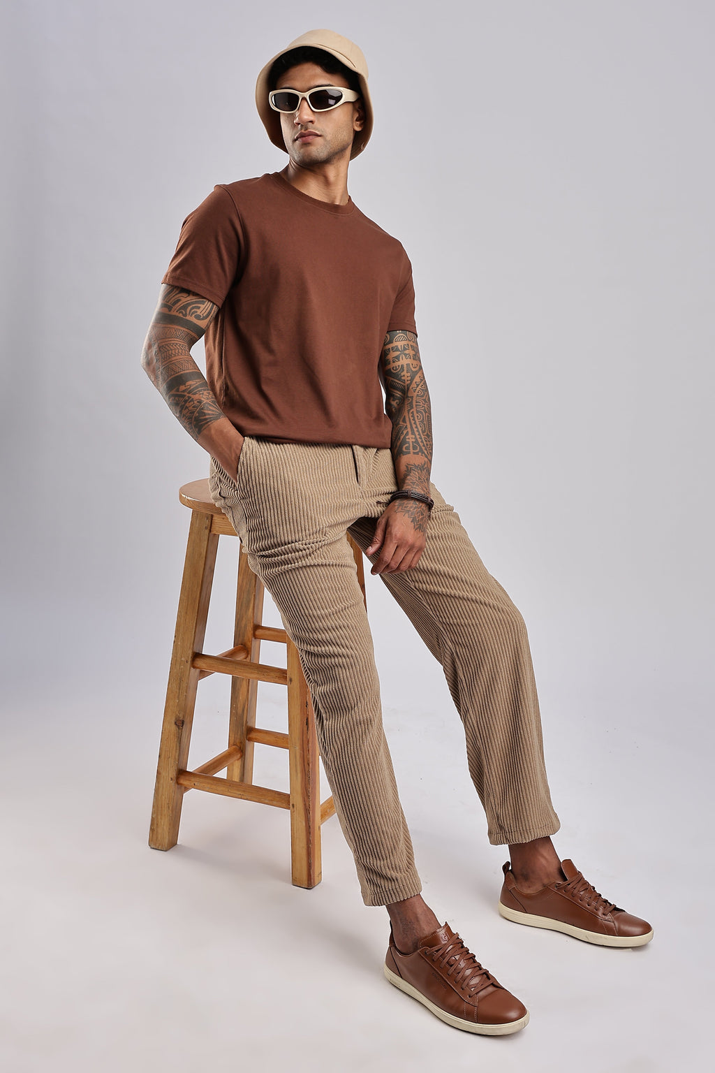 Men Corduroy Relaxed Traveller-Lt Khakhi