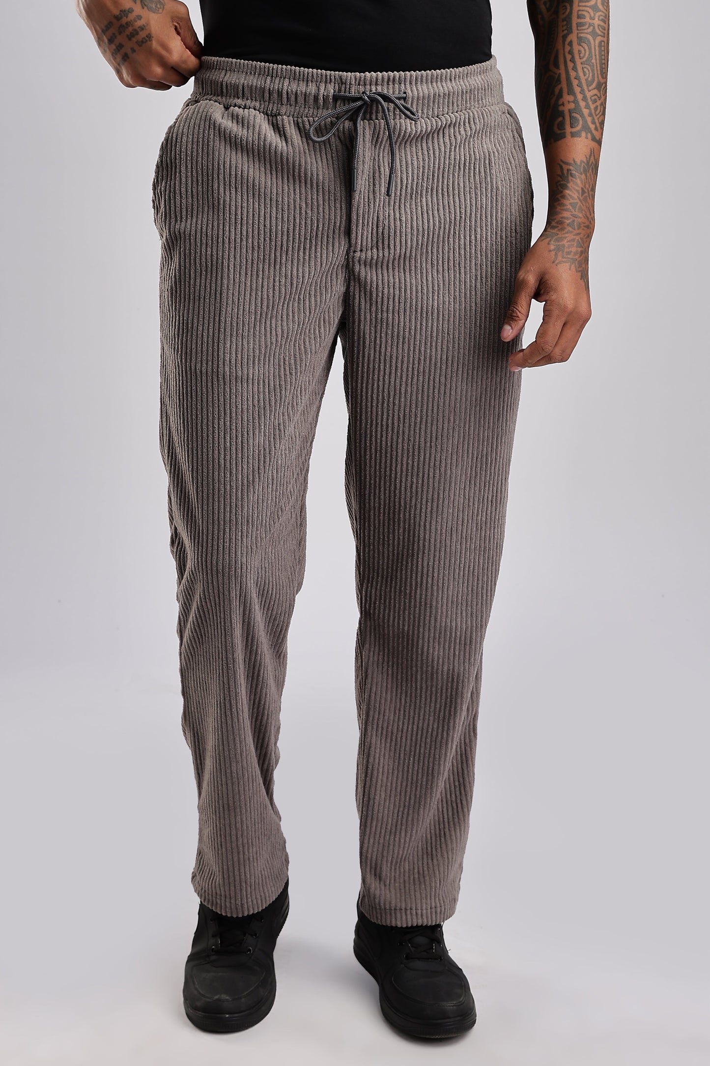 Men Corduroy Relaxed Traveller-Lt Grey