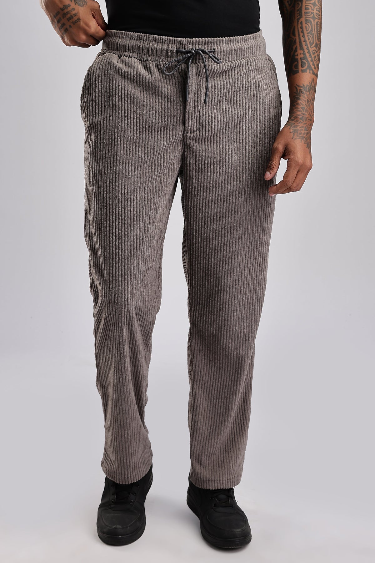 Men Corduroy Relaxed Traveller-Lt Grey