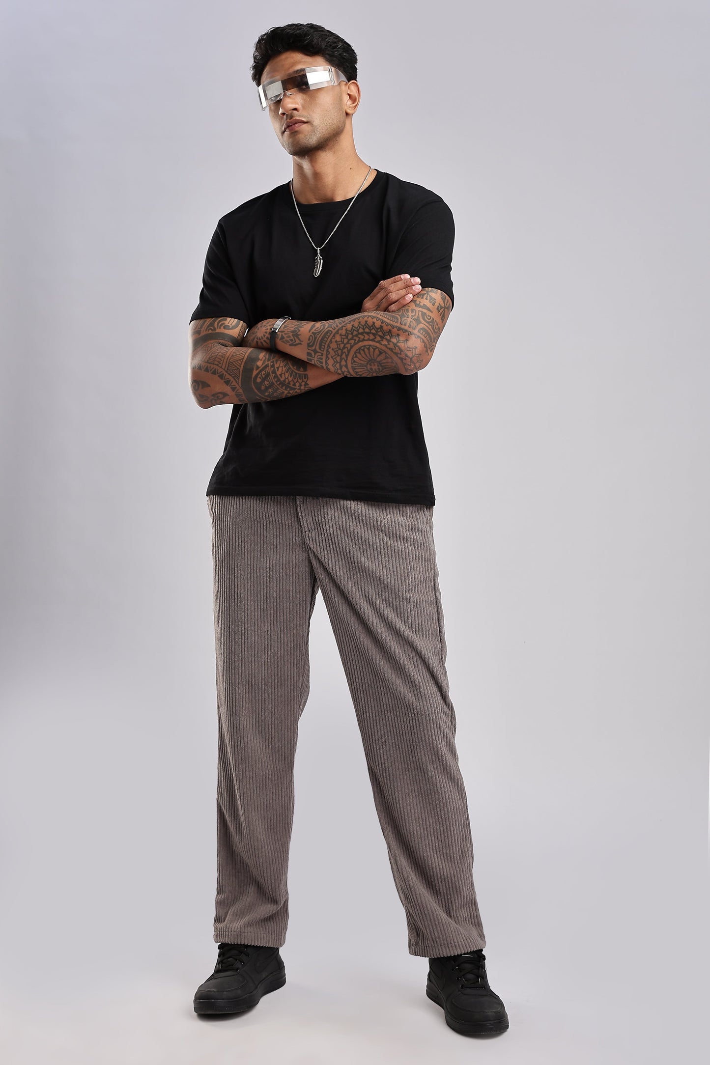 Men Corduroy Relaxed Traveller-Lt Grey