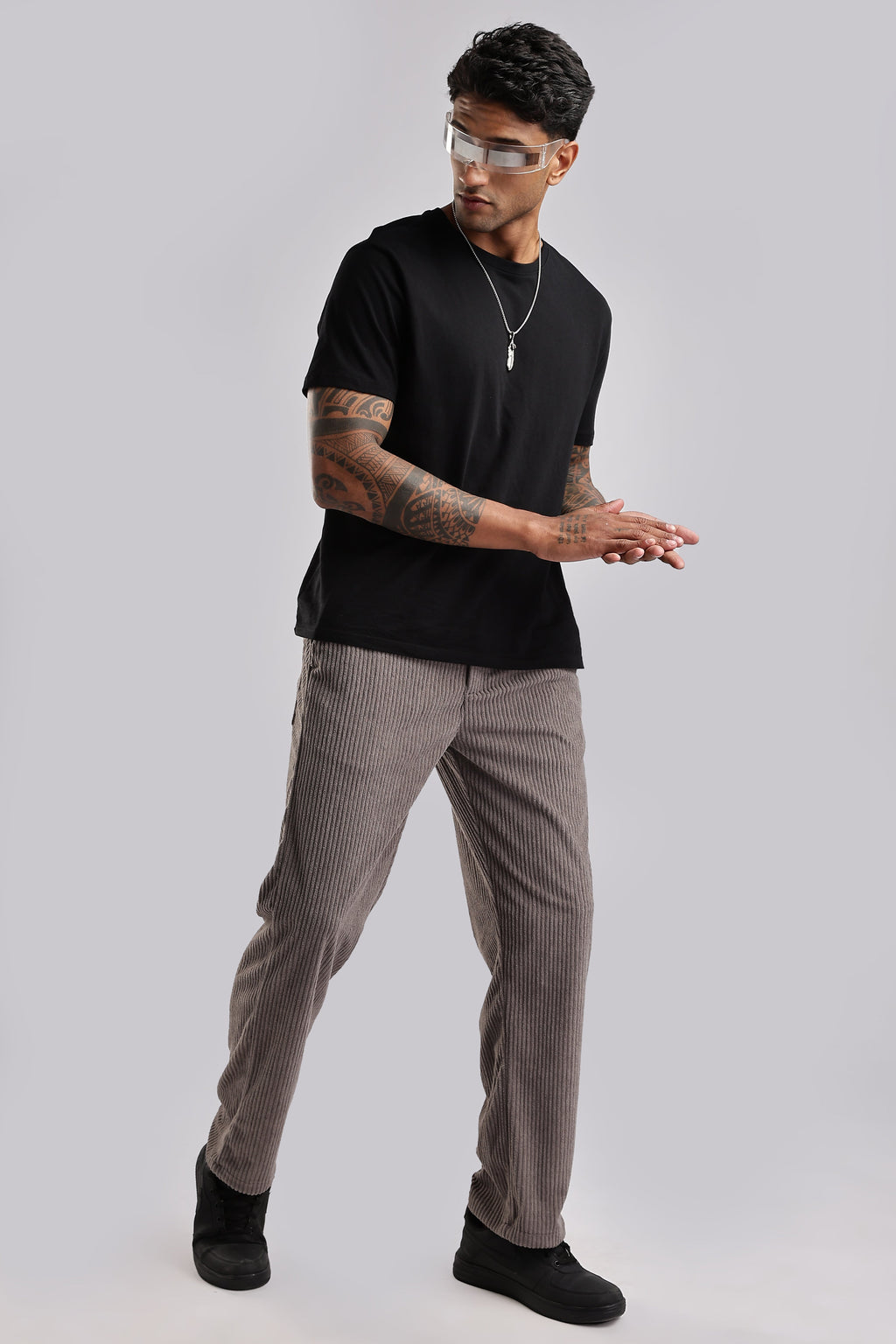 Men Corduroy Relaxed Traveller-Lt Grey