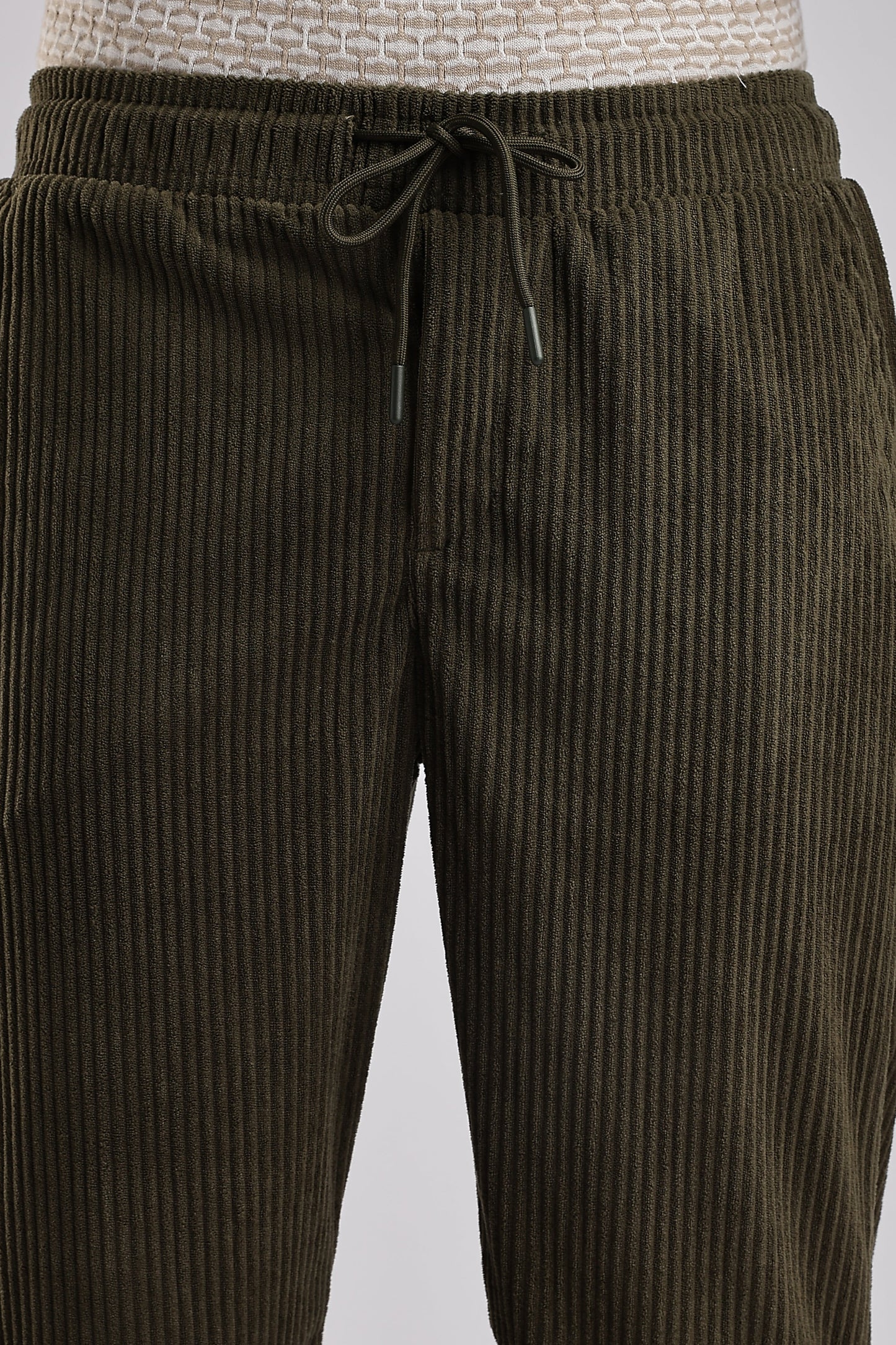 Men Corduroy Relaxed Traveller-Olive