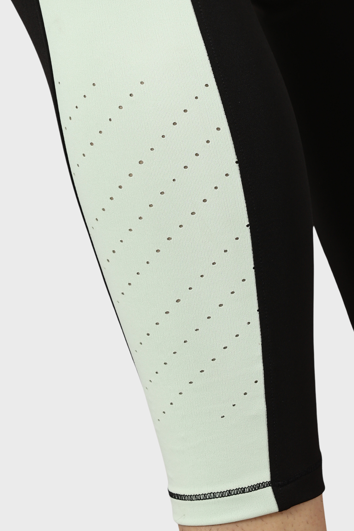 Verveflex: Performance Laser Cut Legging