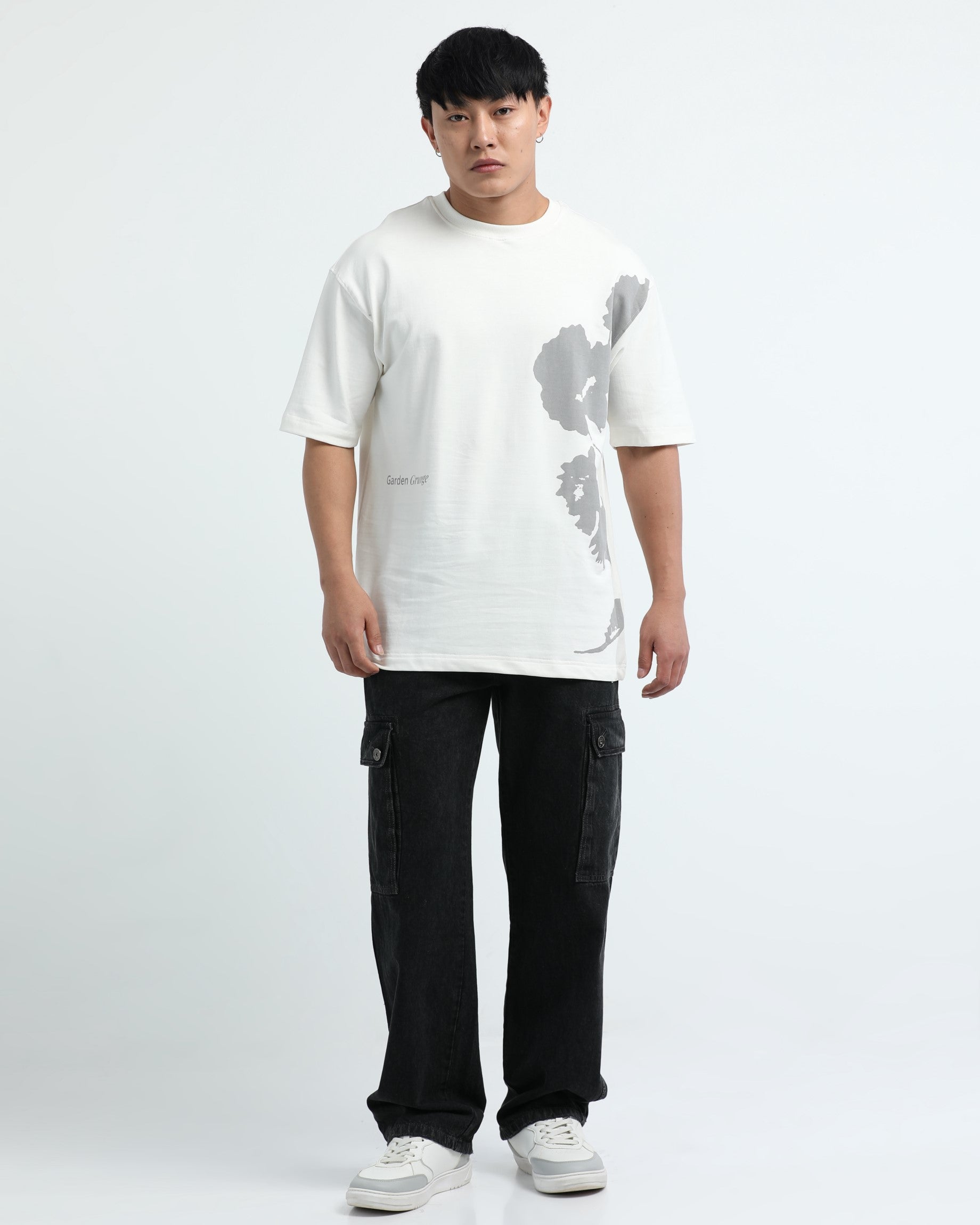 ECLECTIC REALM OFF WHITE  TEE - Relaxed Fit