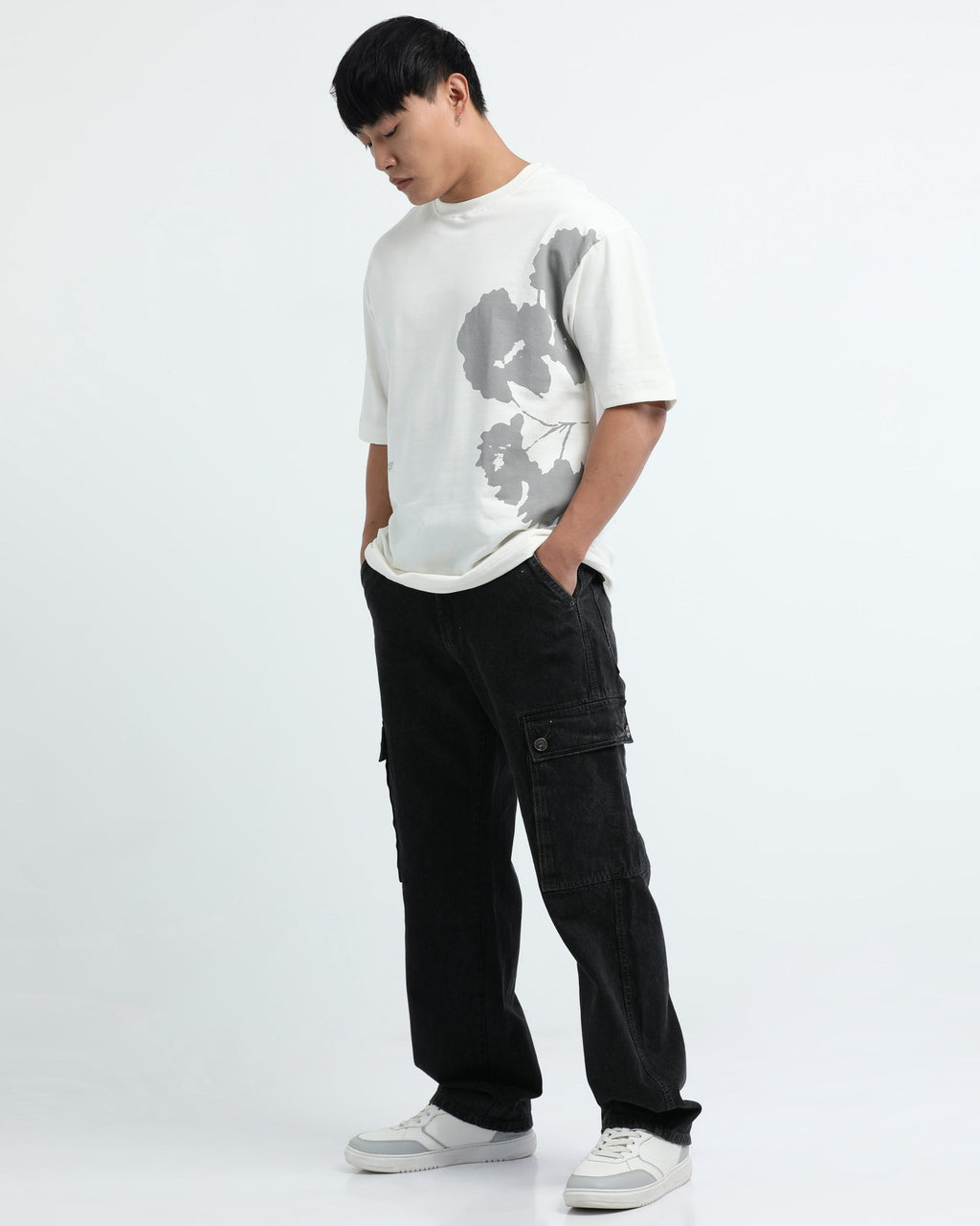 ECLECTIC REALM OFF WHITE  TEE - Relaxed Fit