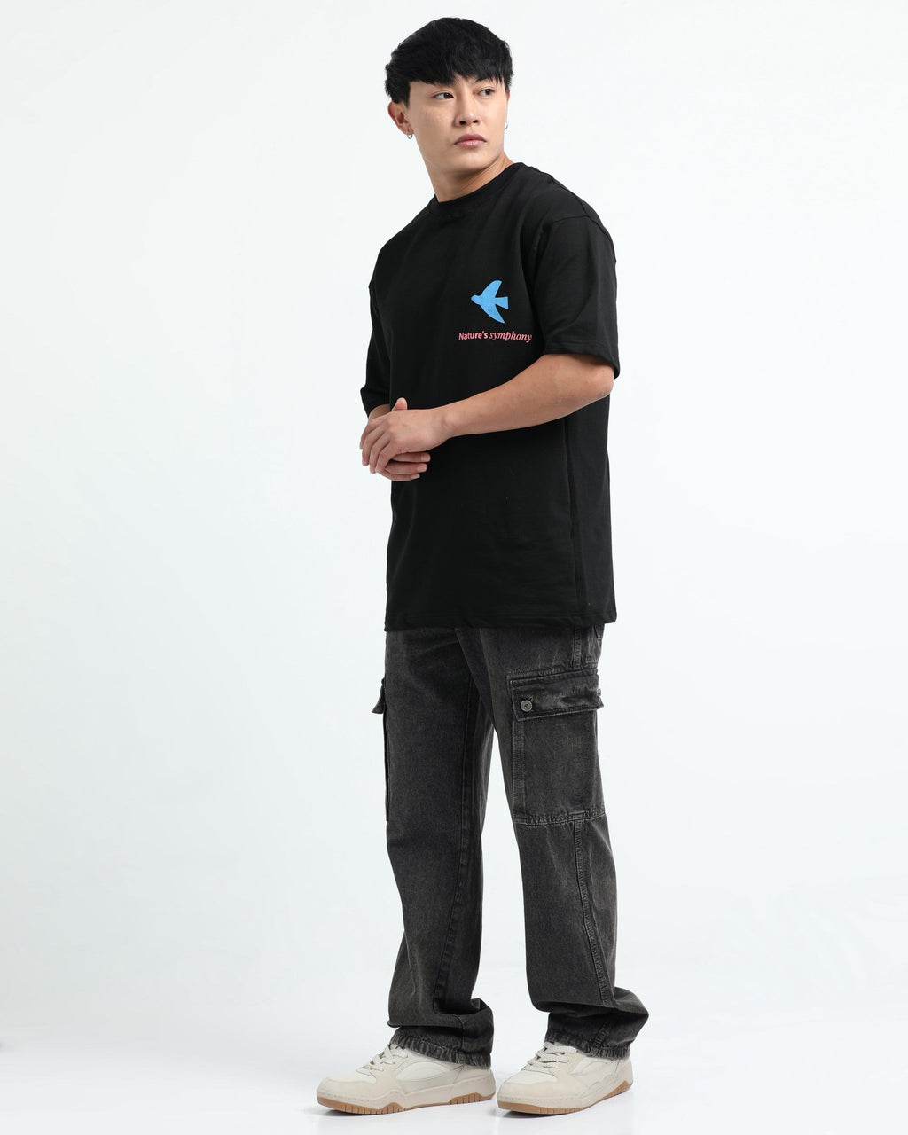 SERENITY BLACK TEE - Relaxed Fit