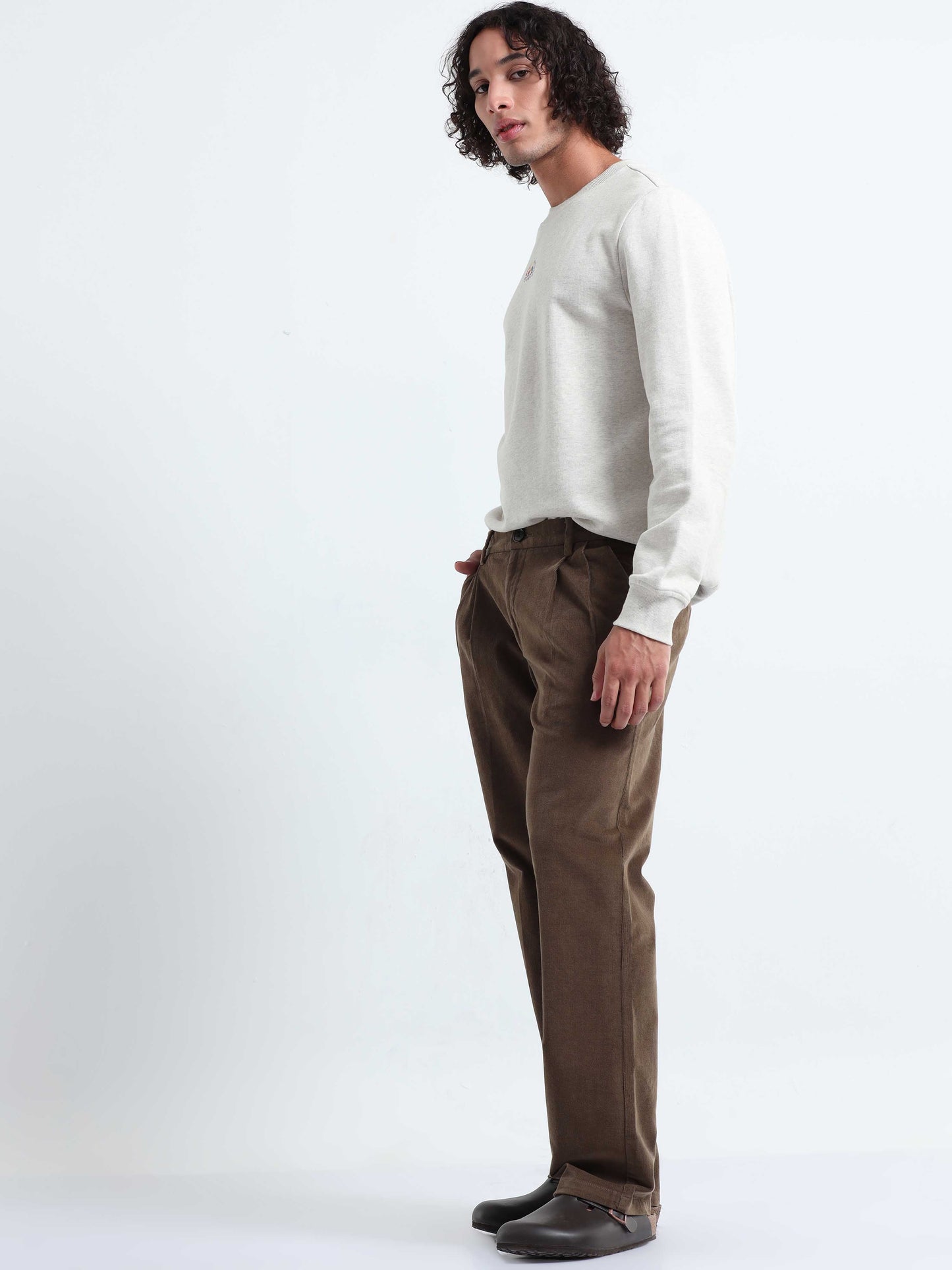 Soft Corduroy Oak Olive Relaxed Pleated Pant