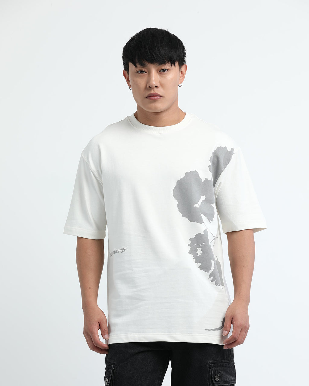 ECLECTIC REALM OFF WHITE  TEE - Relaxed Fit