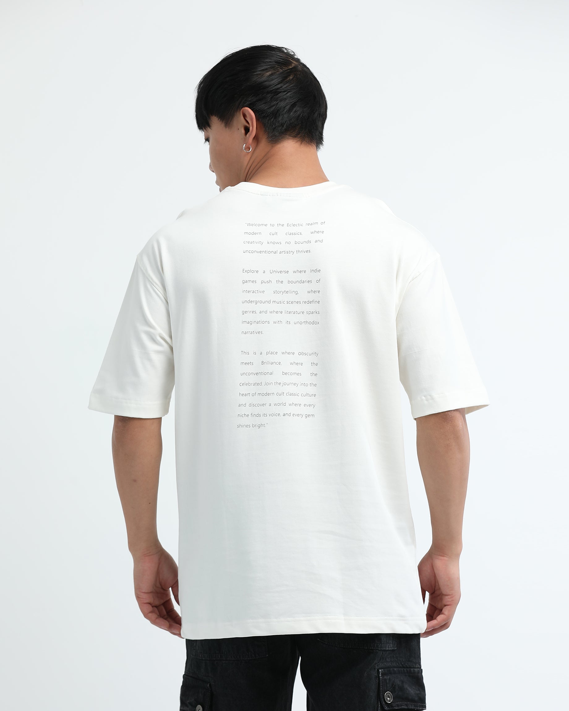 ECLECTIC REALM OFF WHITE  TEE - Relaxed Fit