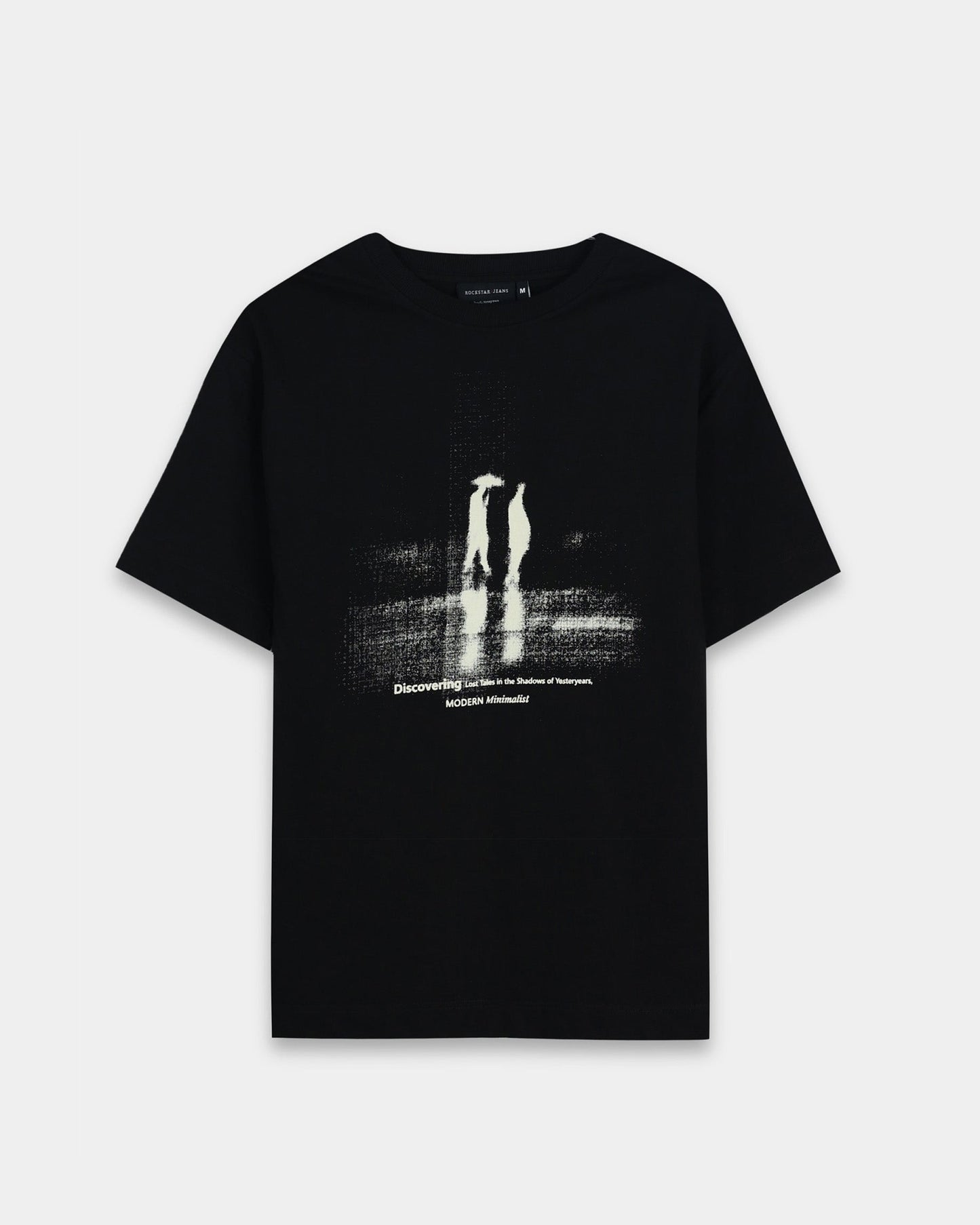 DISCOVERING BLACK TEE - Relaxed Fit