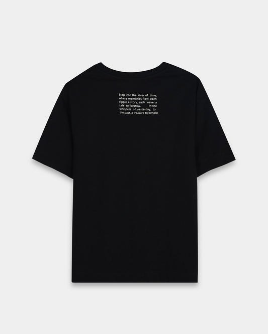 DISCOVERING BLACK TEE - Relaxed Fit