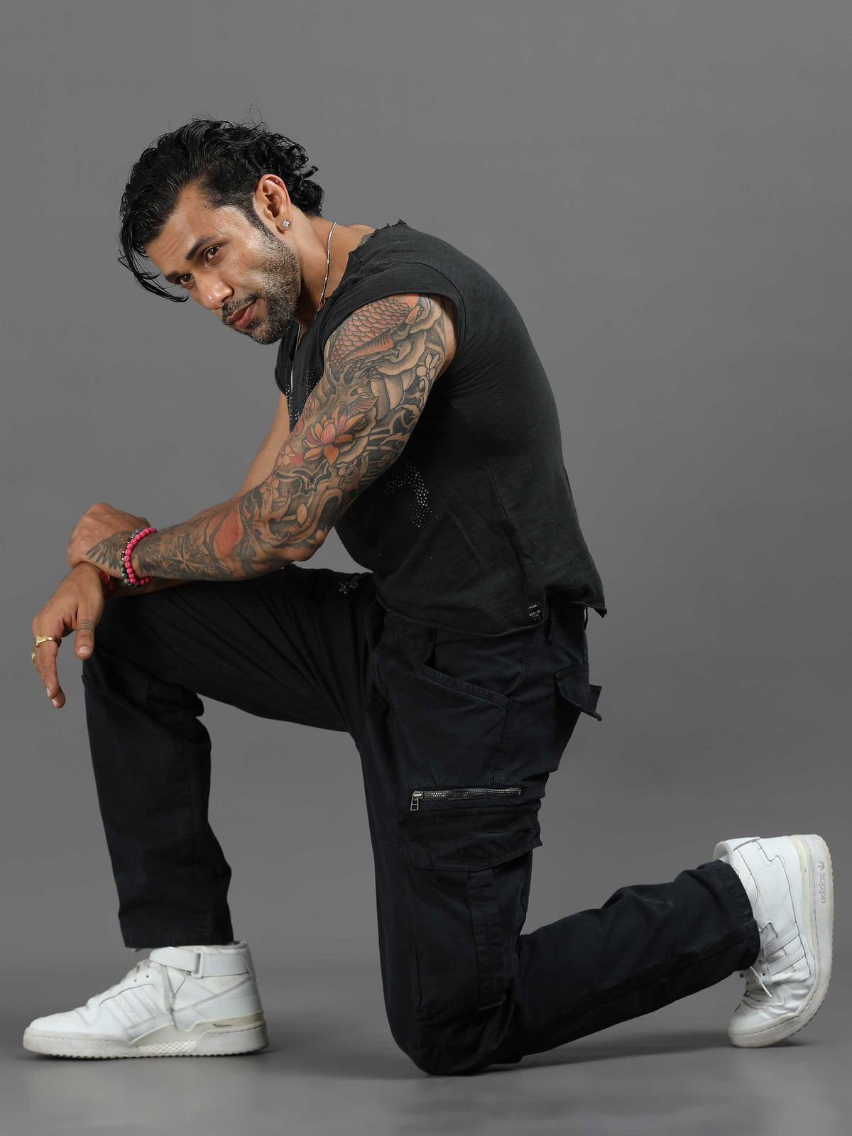 Rugged Zip Cargo Pants In Navy