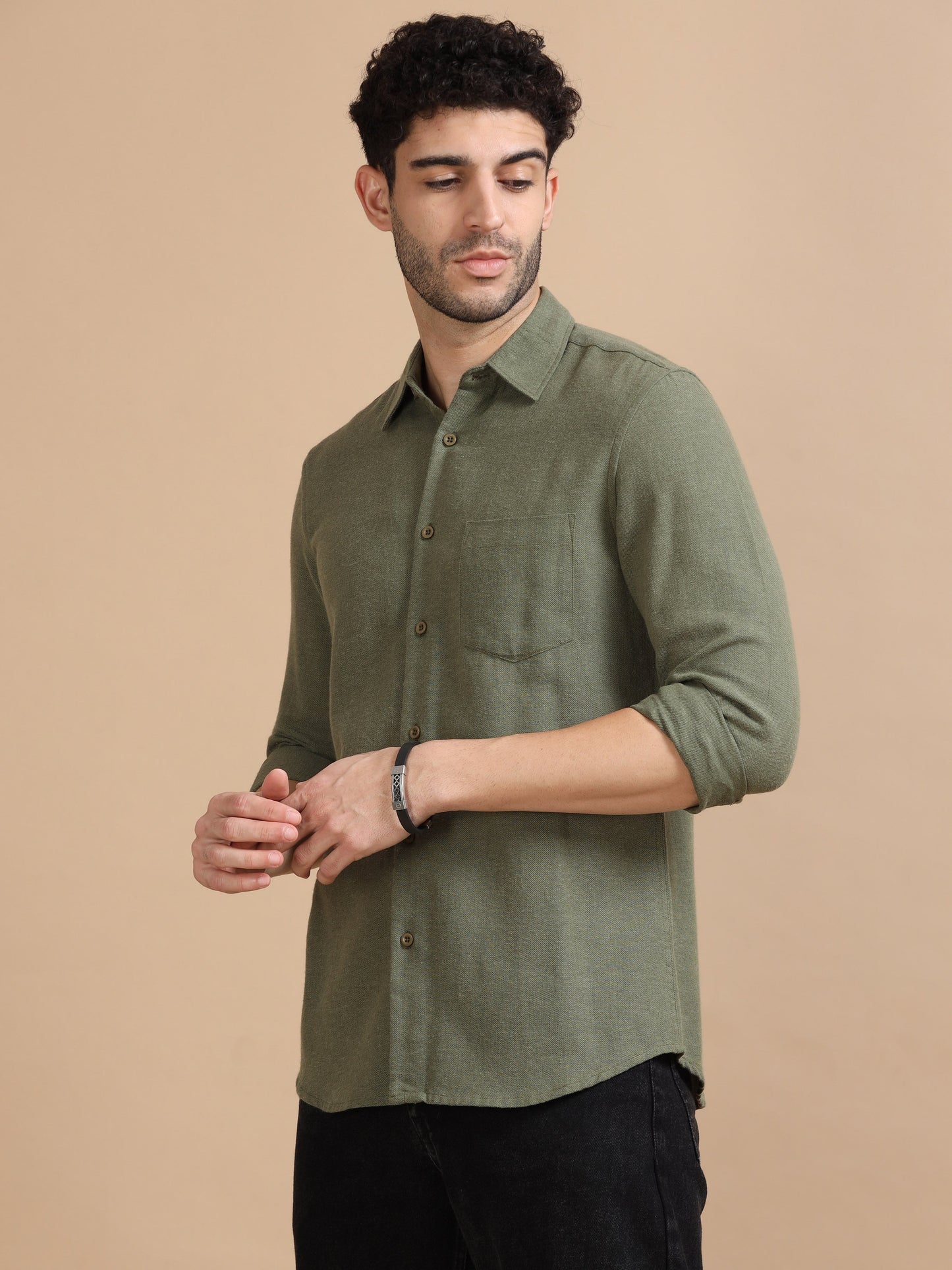 Men Classic Olive Solid Shirt