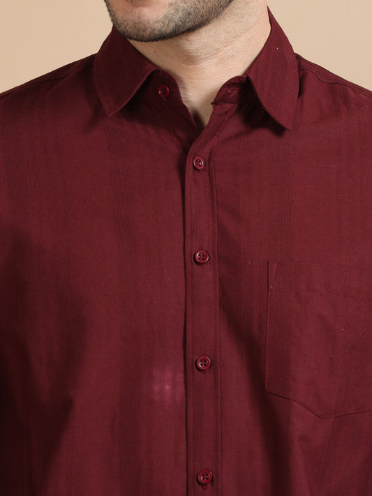 Men Classic Maroon Solid Shirt