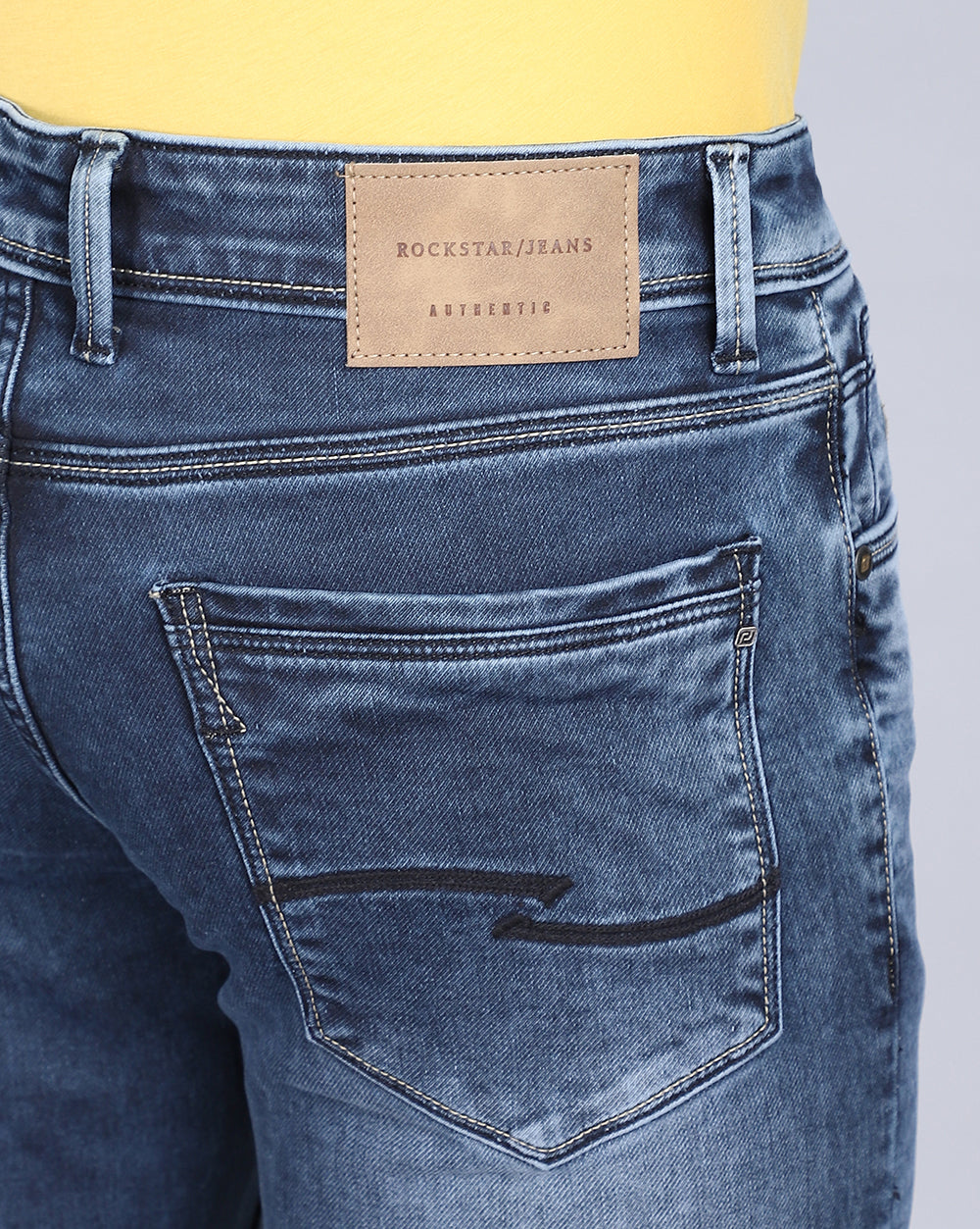Tailored Fit Jeans-Mid Blue