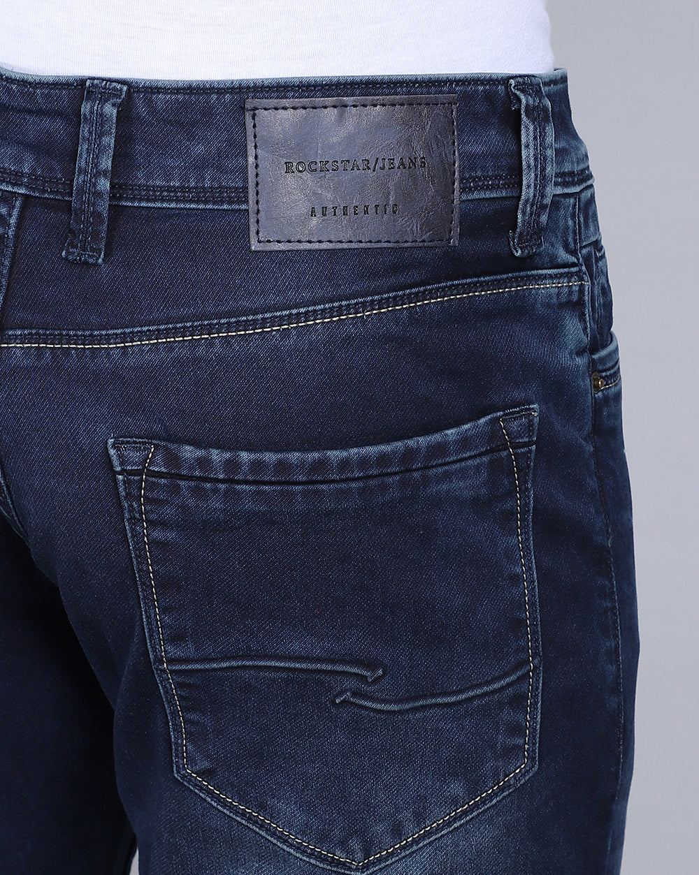 Tailored Fit Jeans-Dark Blue