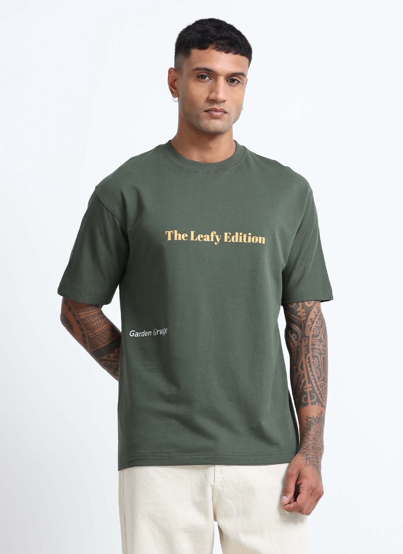 WELLNESS IN BLOOM Oversized Cotton Printed T-Shirt Woodland Green