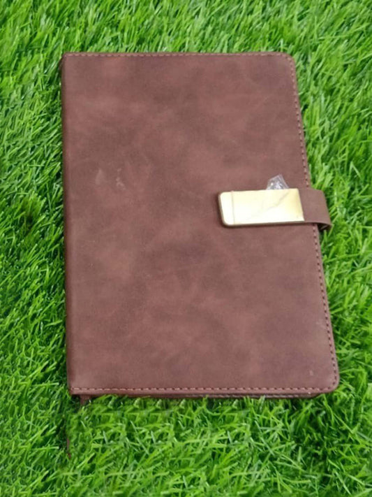 2026 Classic Leather Diary With Closure
