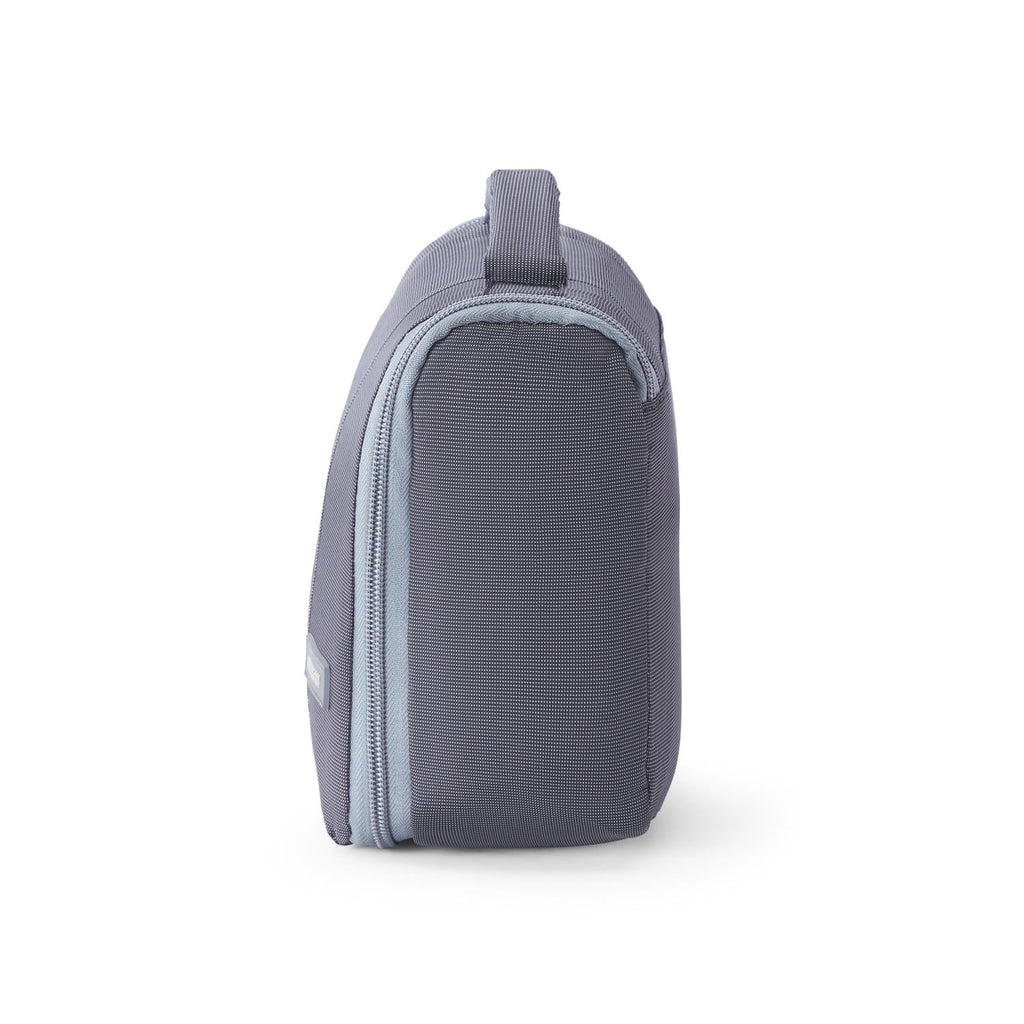 AMT HANGING TOILETRY KIT-GREY